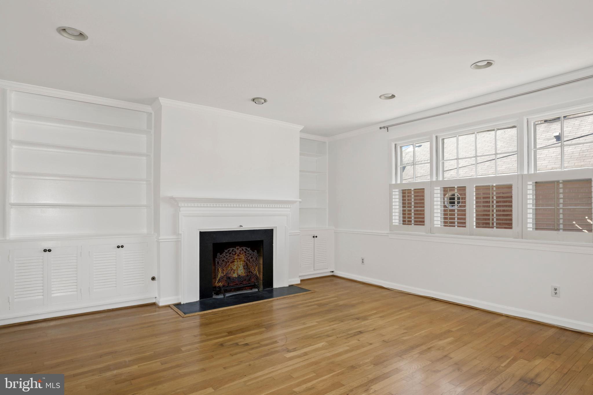 OLD TOWN ALEXANDRIA - Residential Lease