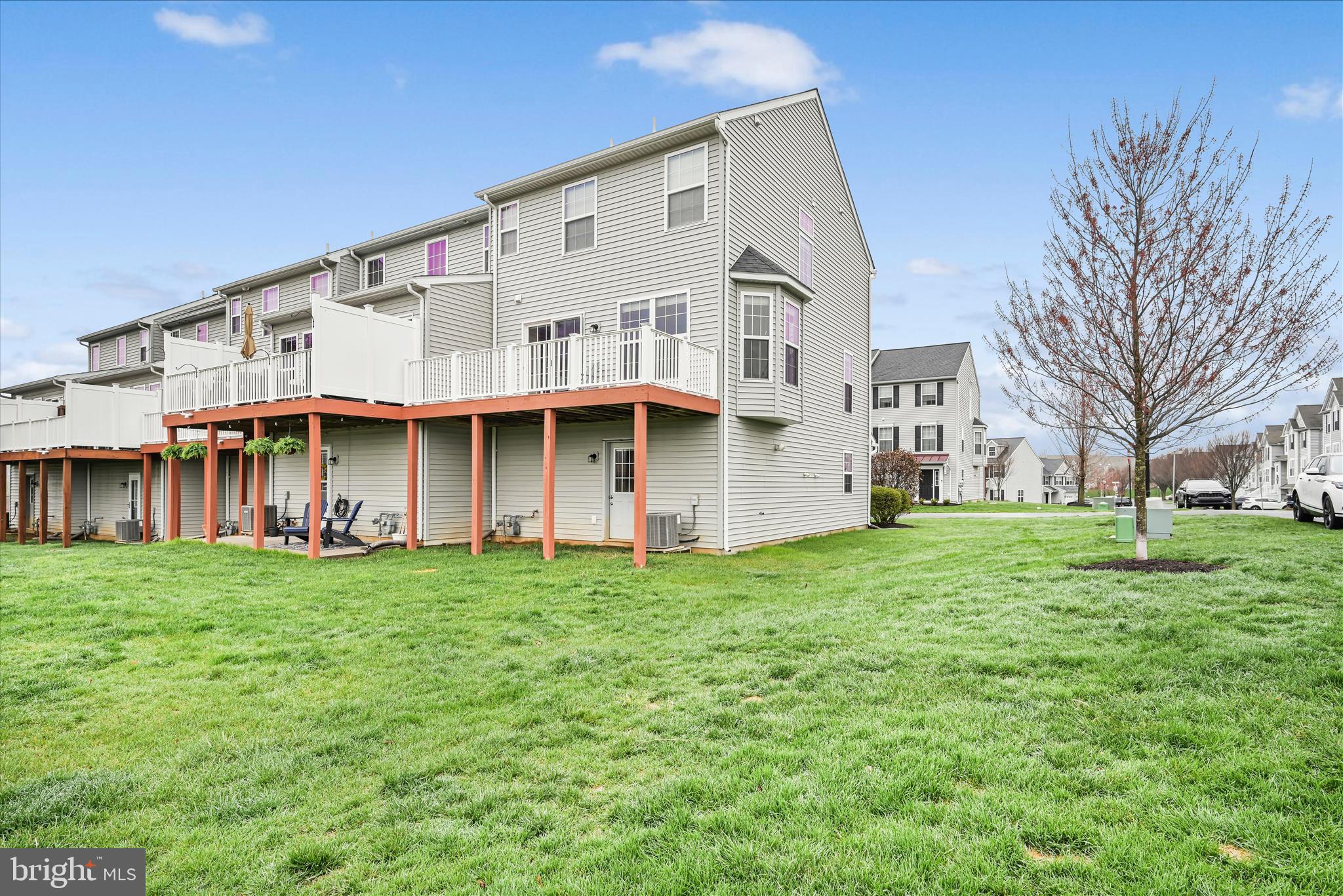 HEATHERBROOK - Residential