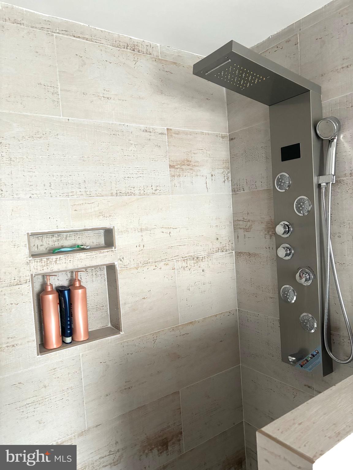 FOREST PARK - Residential