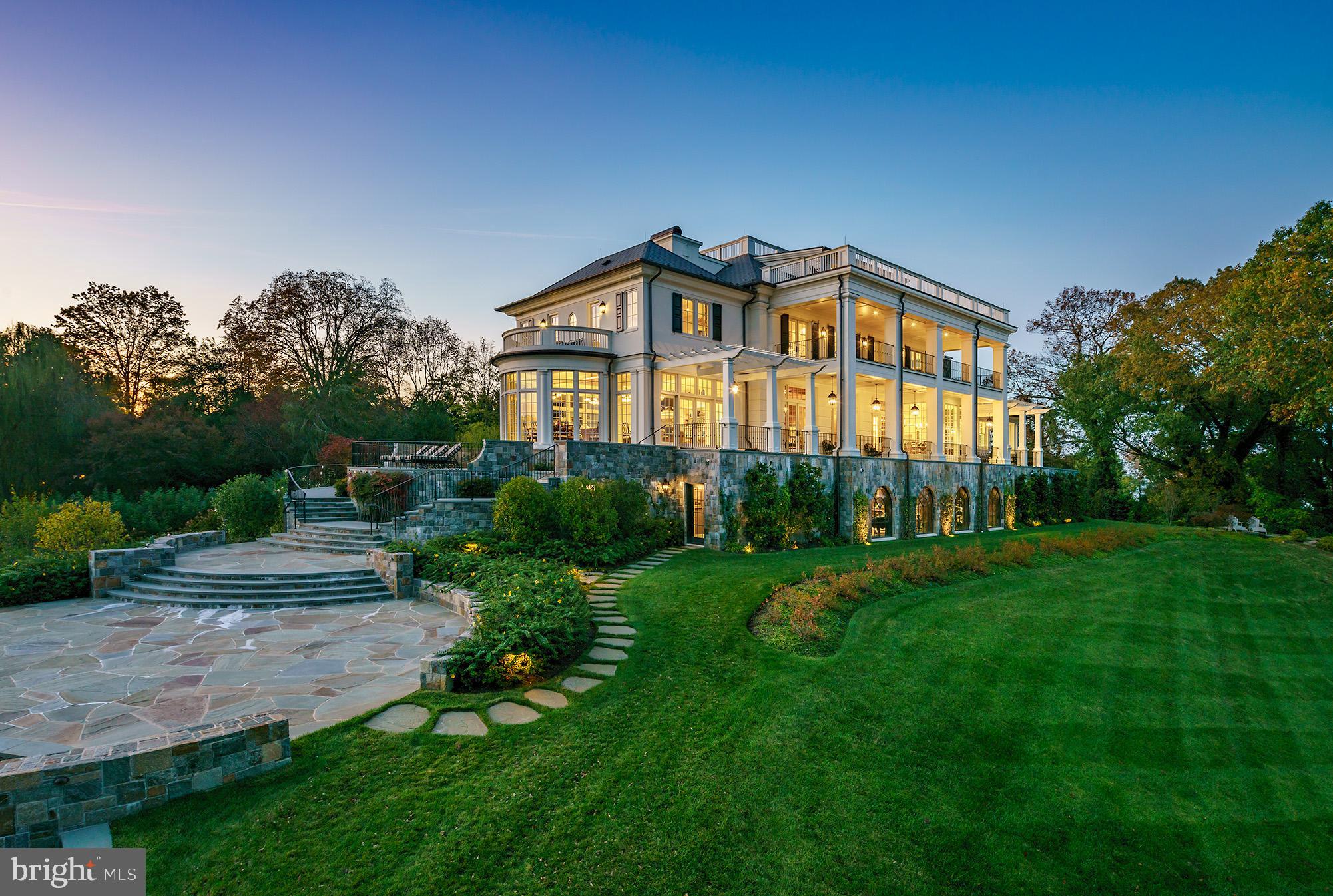 WELLINGTON - Residential