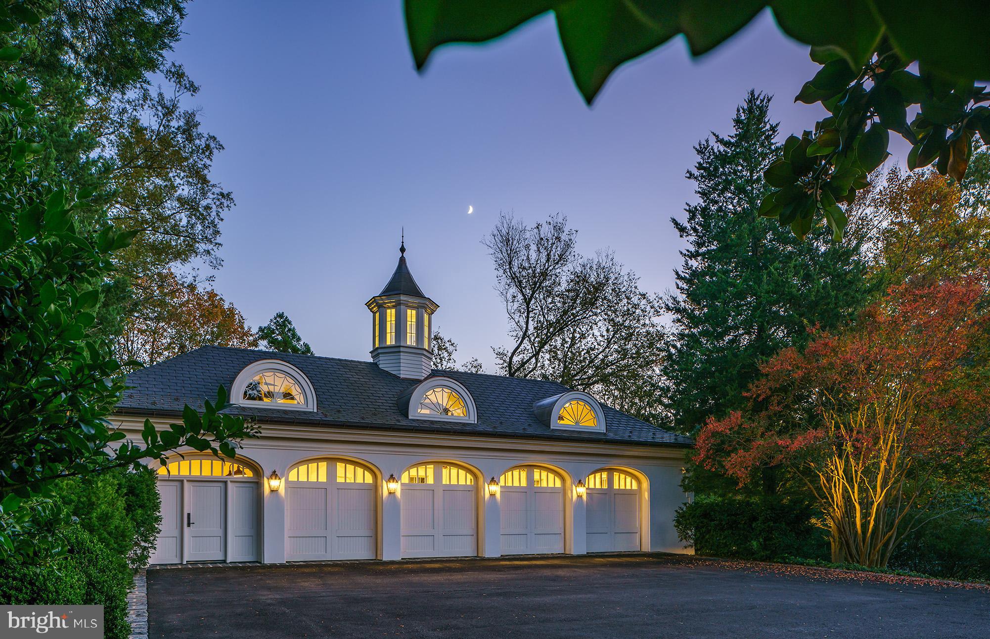 WELLINGTON - Residential