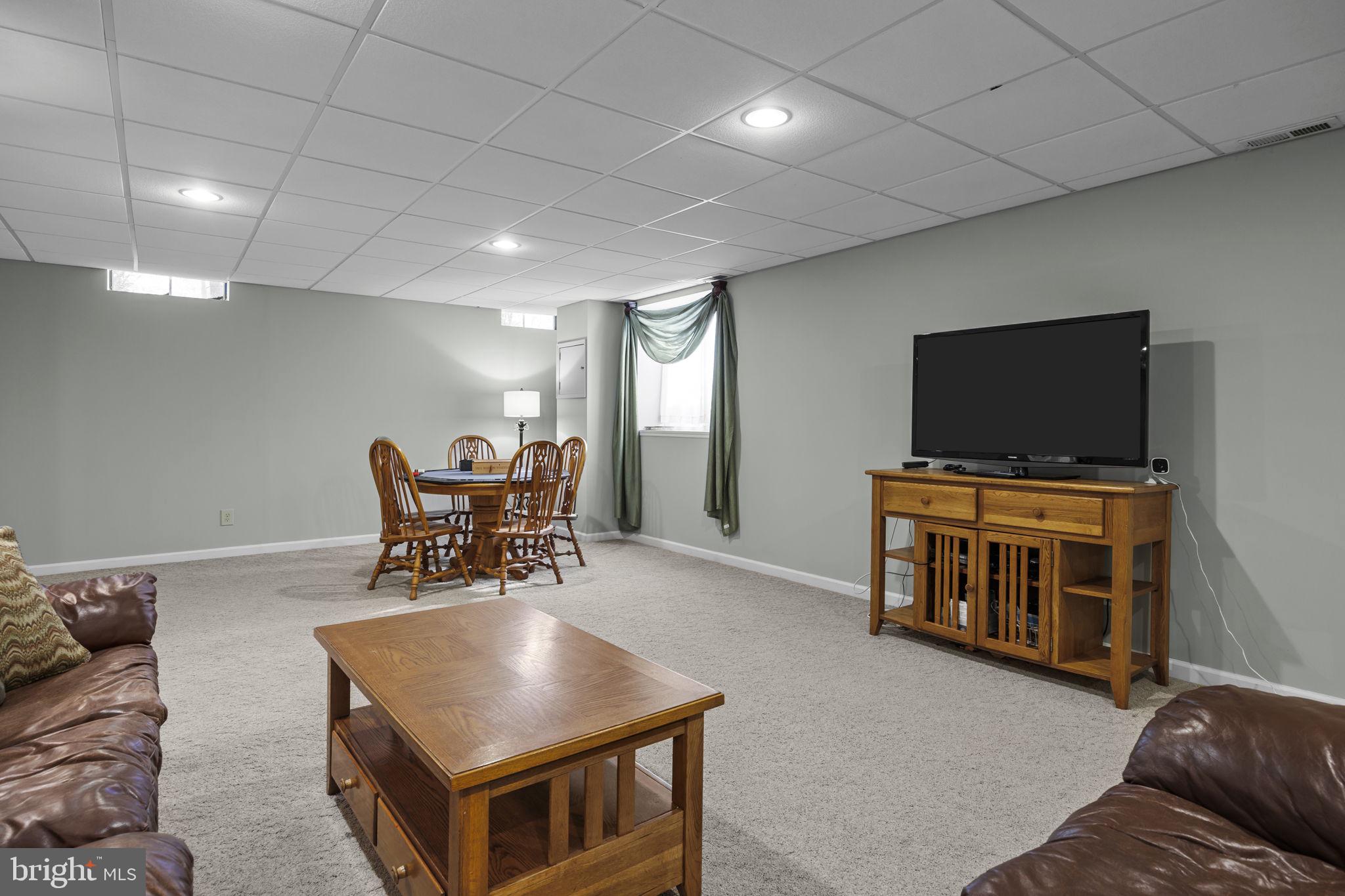 DOLINGTON ESTATES - Residential