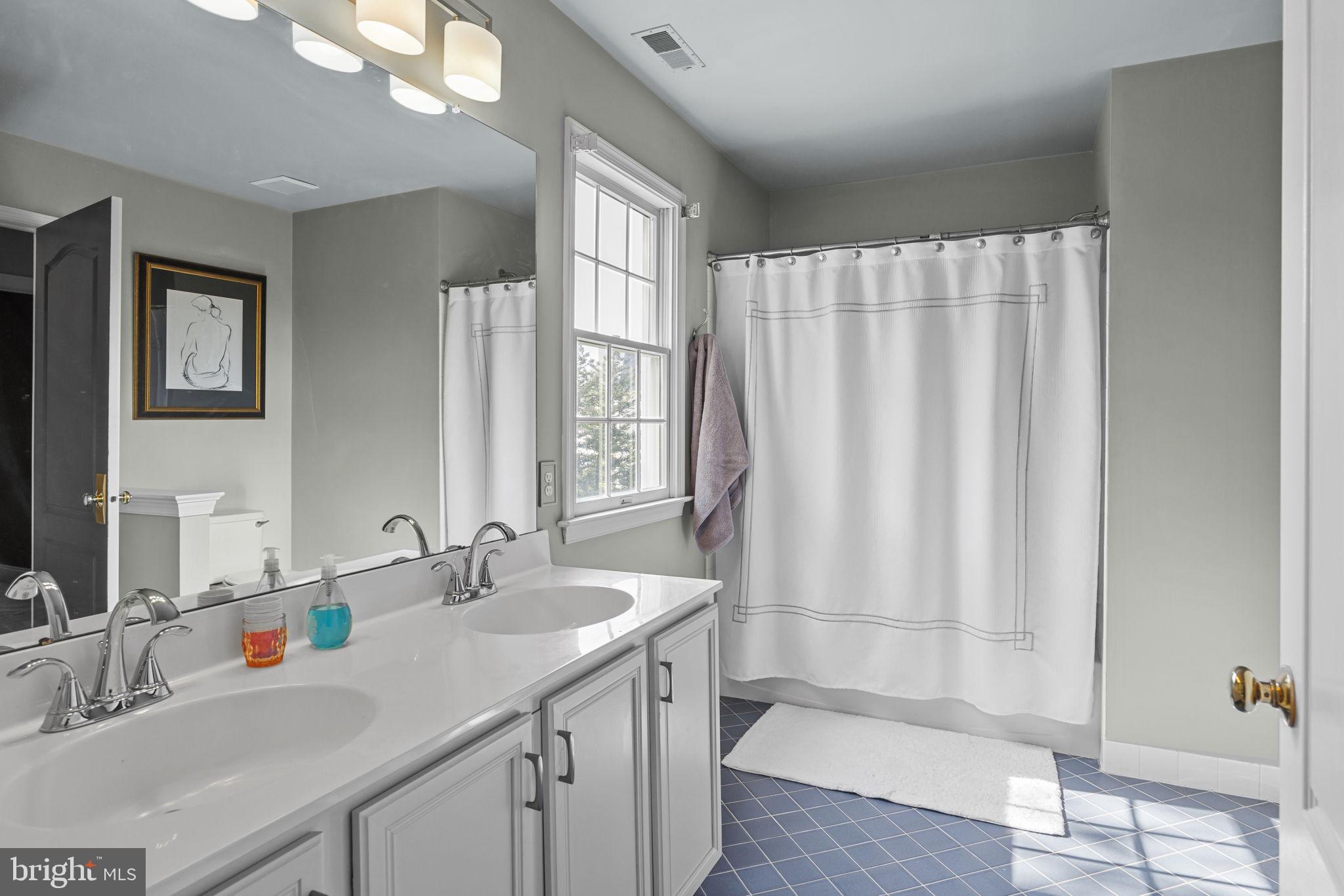 DOLINGTON ESTATES - Residential
