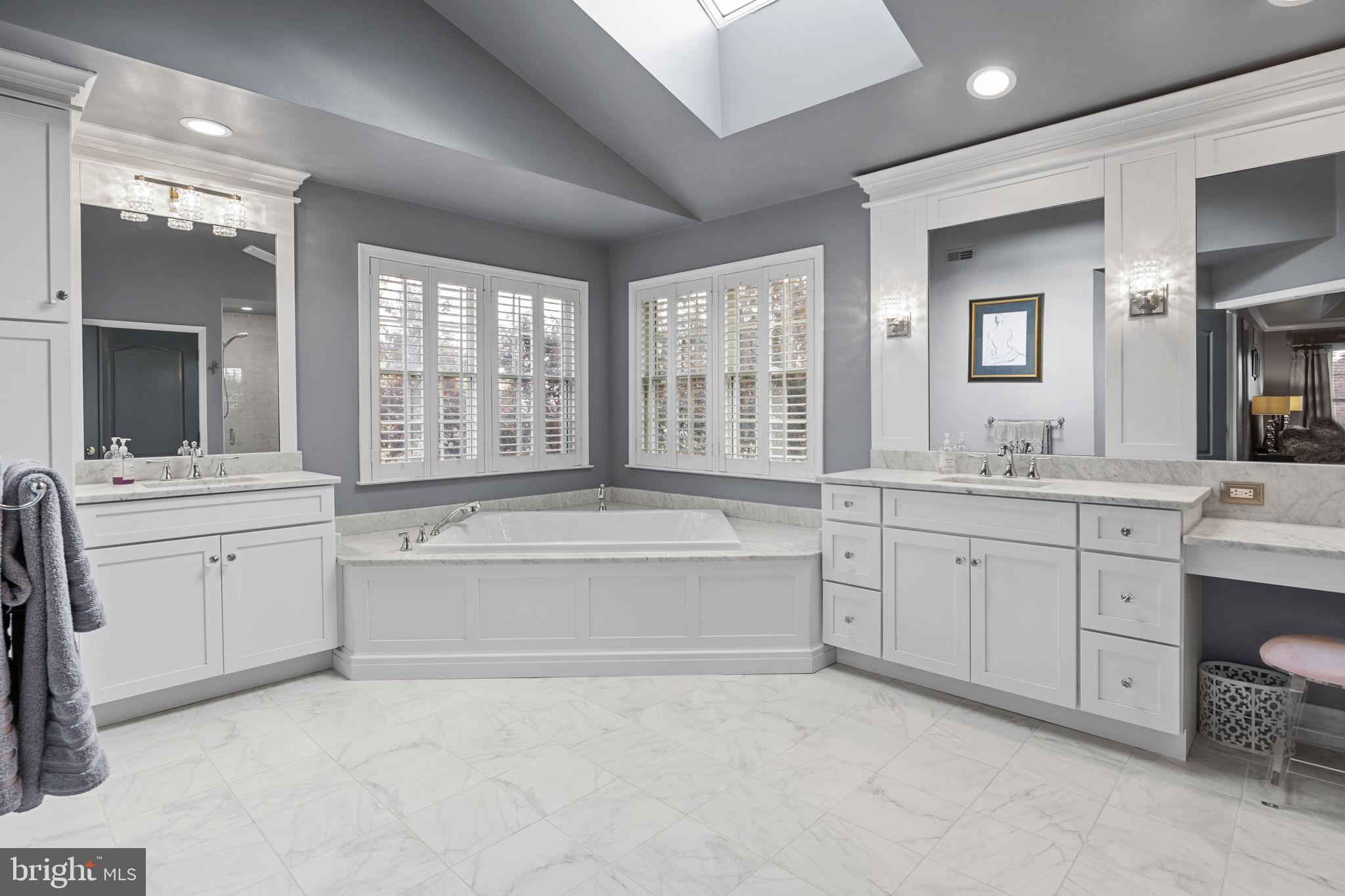 DOLINGTON ESTATES - Residential