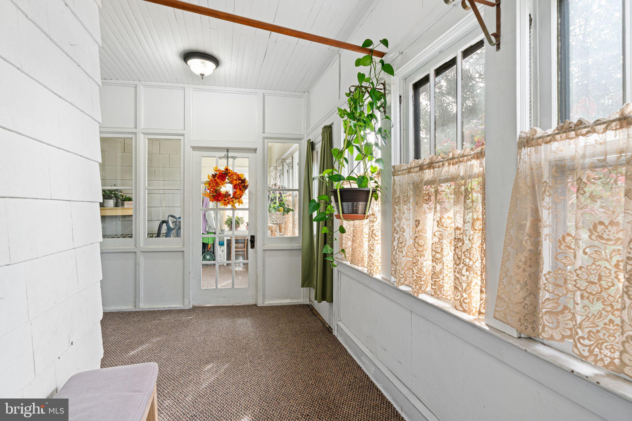 29 E GLOUCESTER PIKE