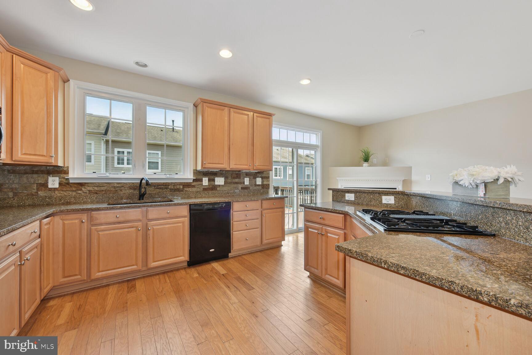 GOOSE CREEK VILLAGE SOUTH - Residential