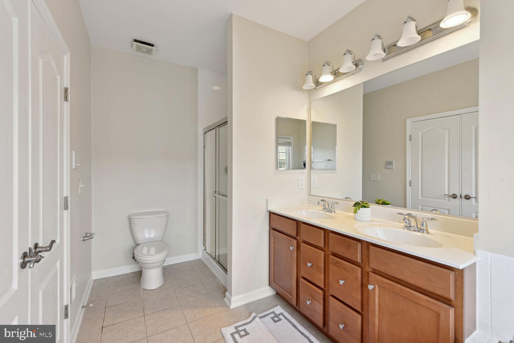 GOOSE CREEK VILLAGE SOUTH - Residential