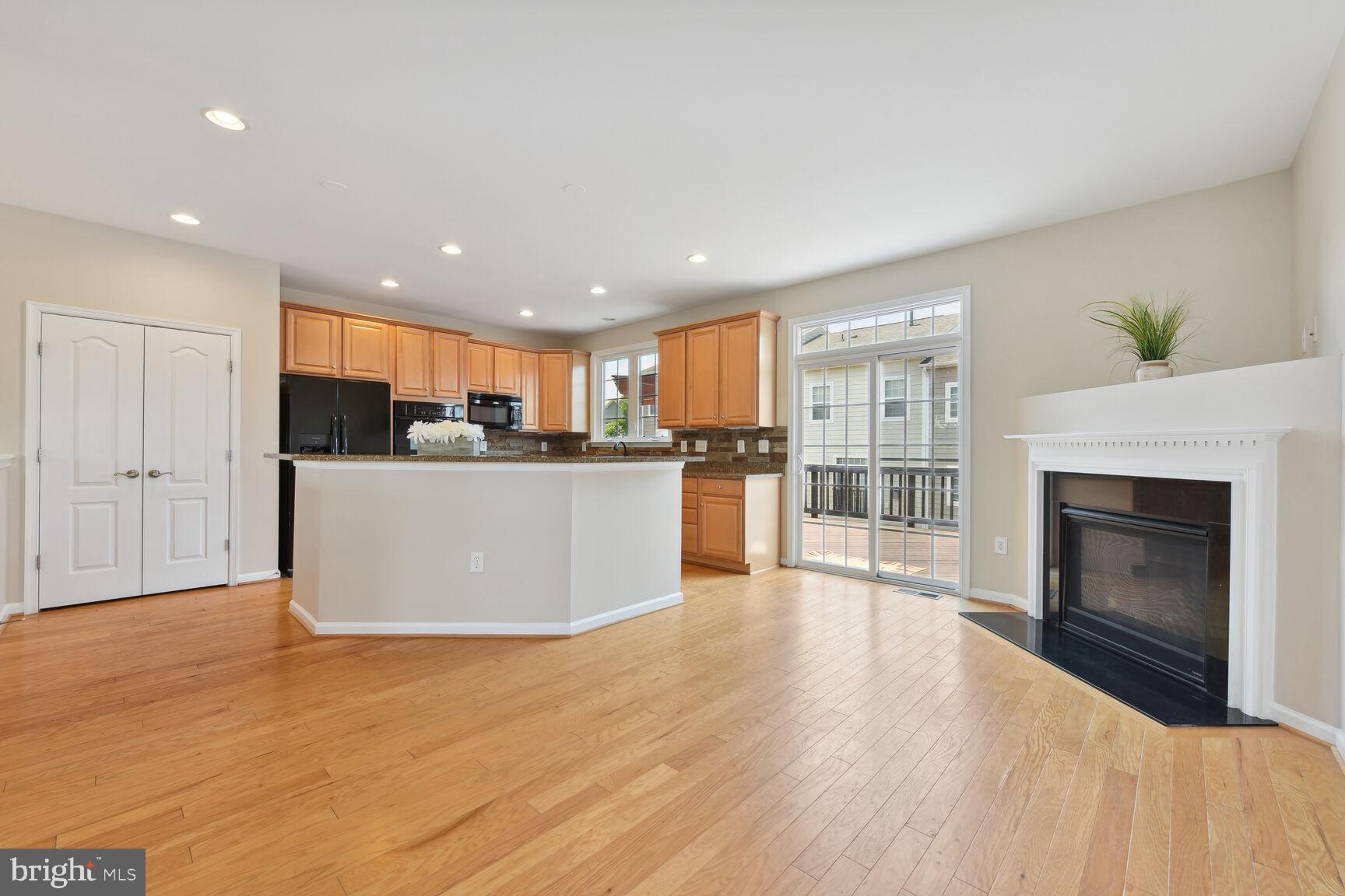 GOOSE CREEK VILLAGE SOUTH - Residential