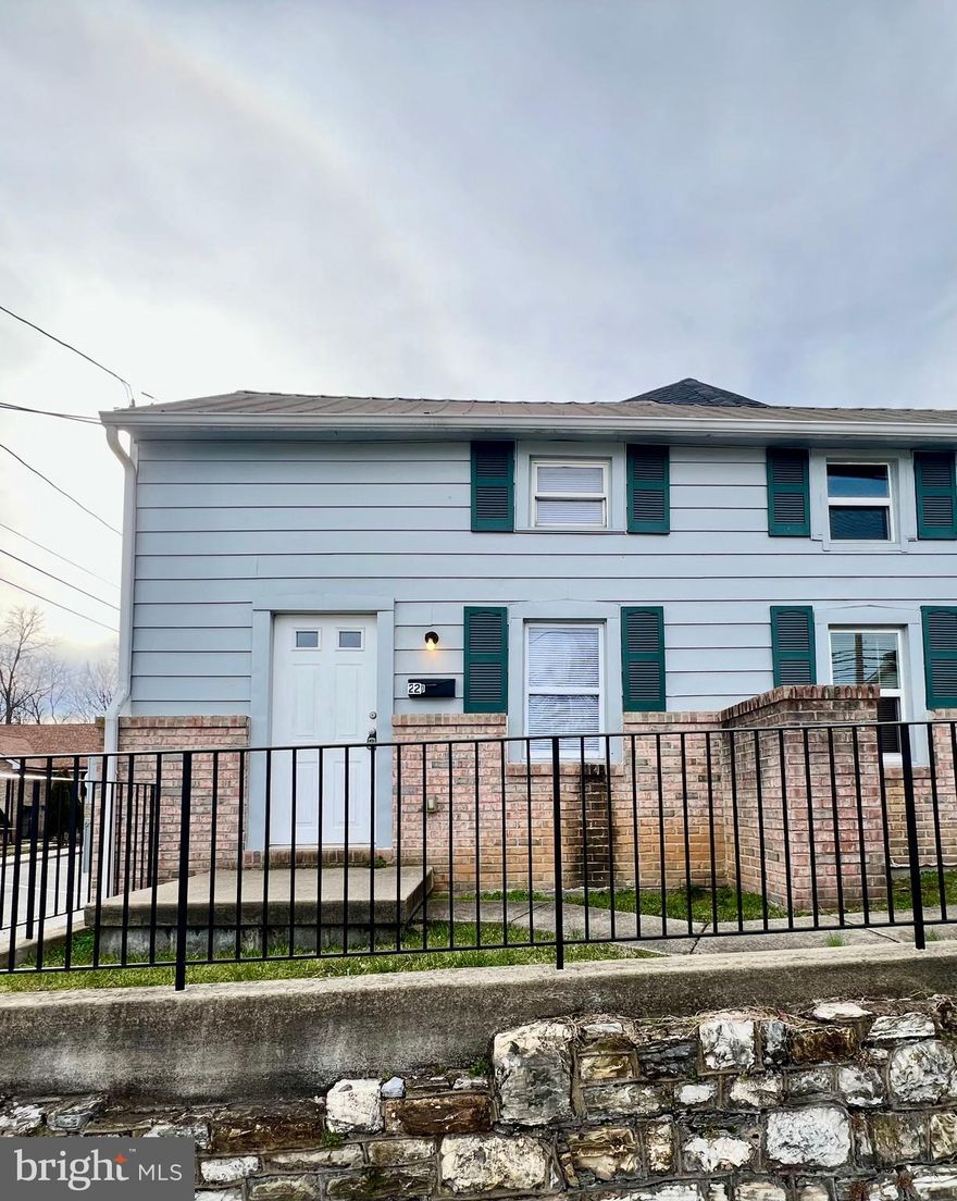 This duplex in Charles Town features: 3 bedroom, 1 full/1 half bath, front entry to cozy living room, hardwood and carpeted floors, spacious eat-in kitchen with rear entrance, and unfenced rear yard with gravel parking area. Washer and Dryer are AS IS appliances.

Located two blocks from downtown Charles Town shops, restaurants, and events; but also close access to commuter routes WV-9, and US-340.

Rent includes Renter's Insurance.

PETS ARE CASE BY CASE.

EHO.