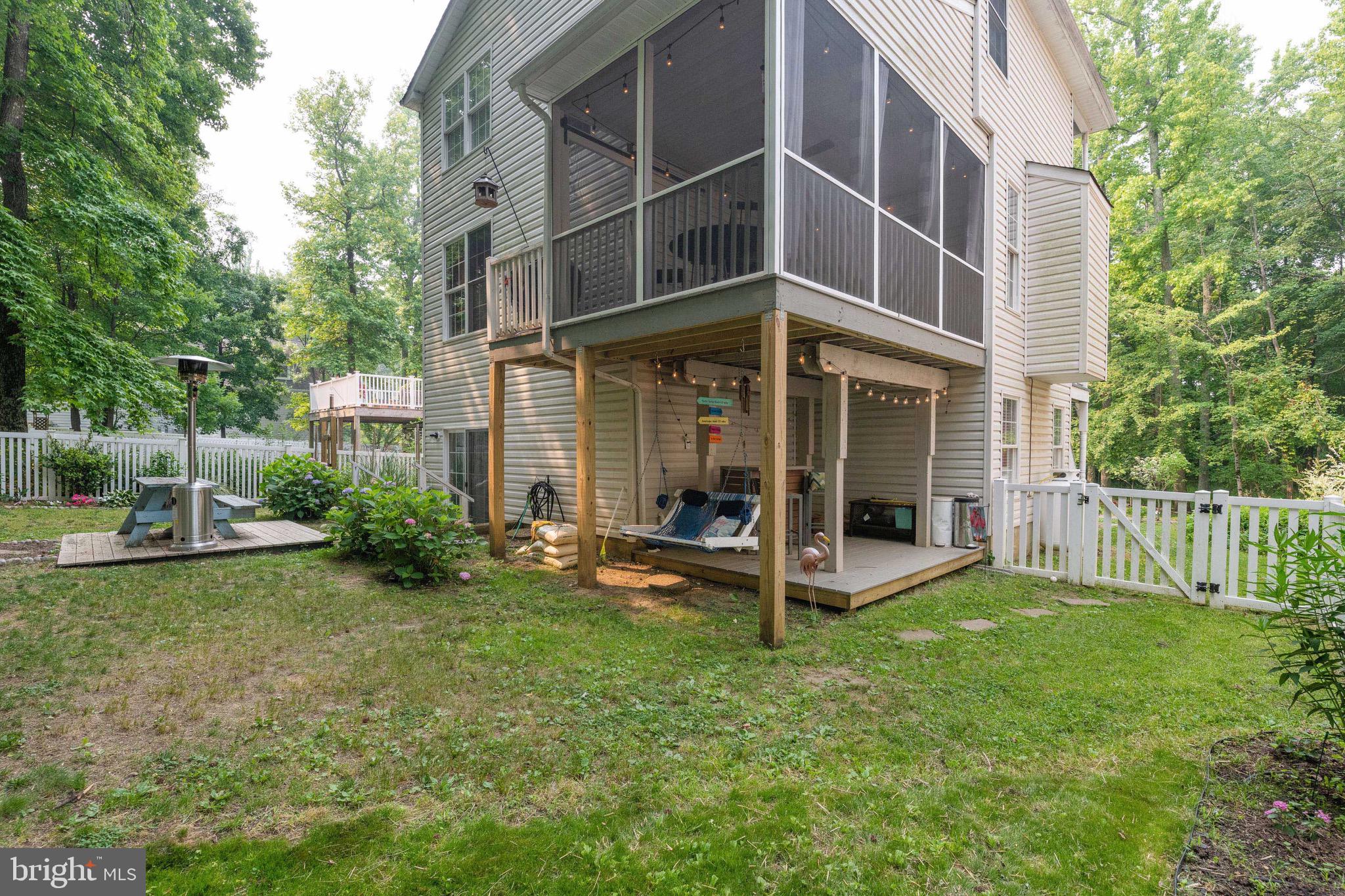 OYSTER HARBOR - Residential Lease