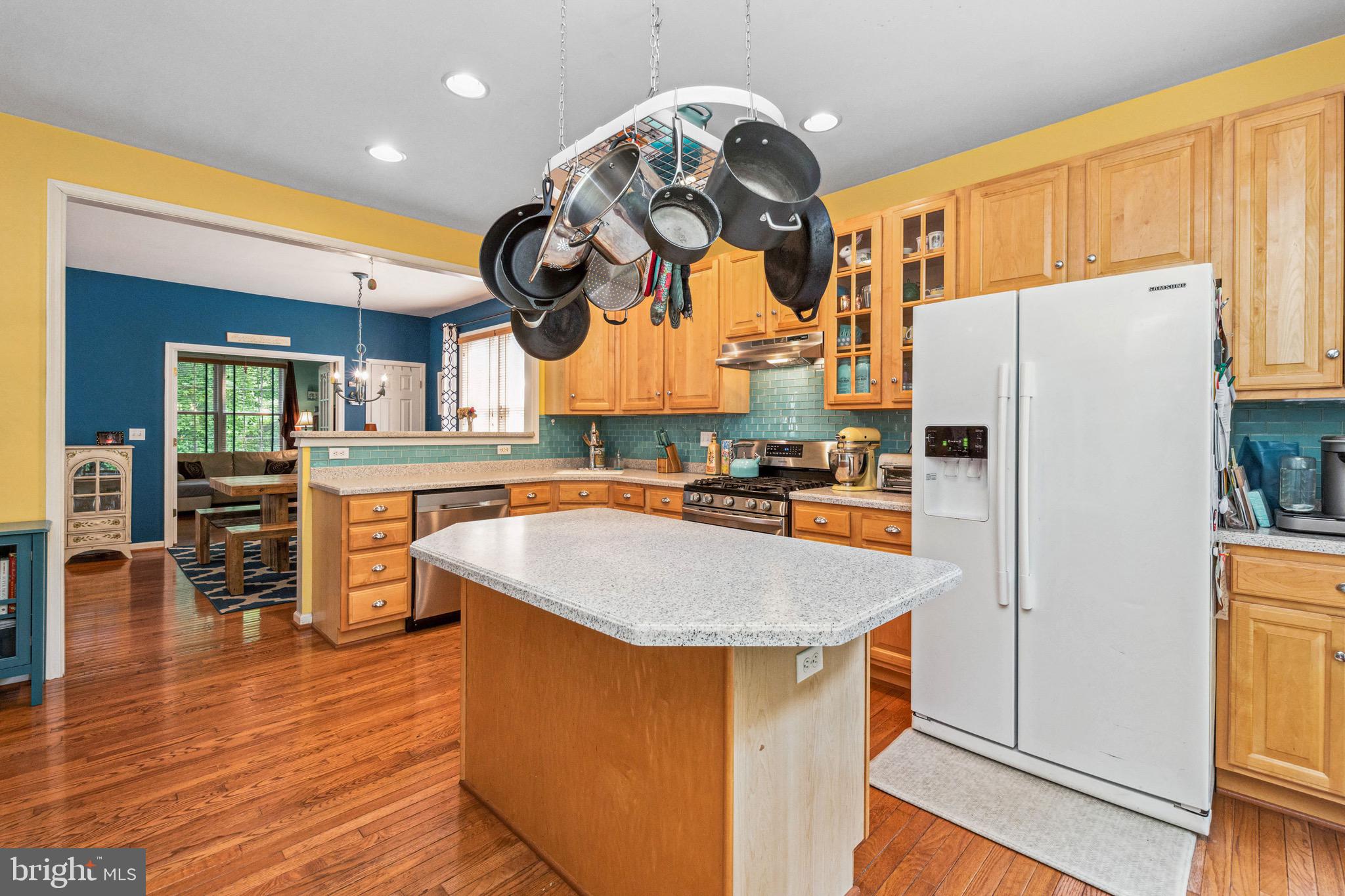 OYSTER HARBOR - Residential Lease