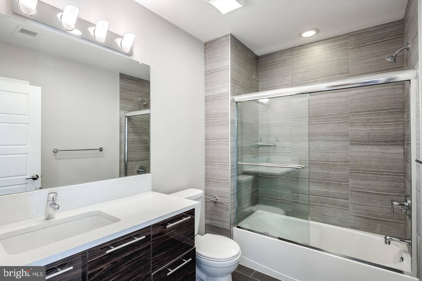 NORTHERN LIBERTIES - Residential Lease