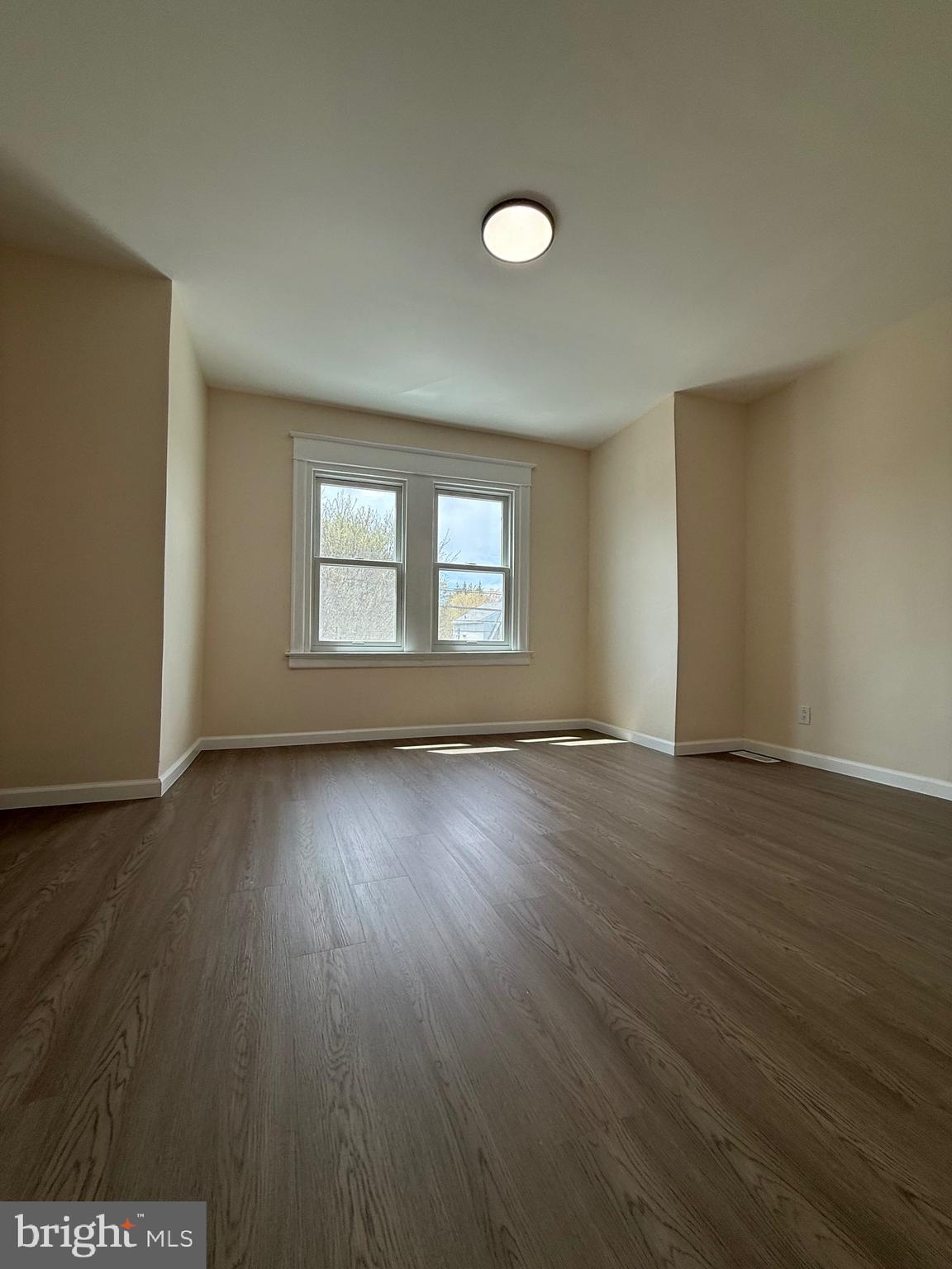 PHILADELPHIA (NORTHEAST) - Residential