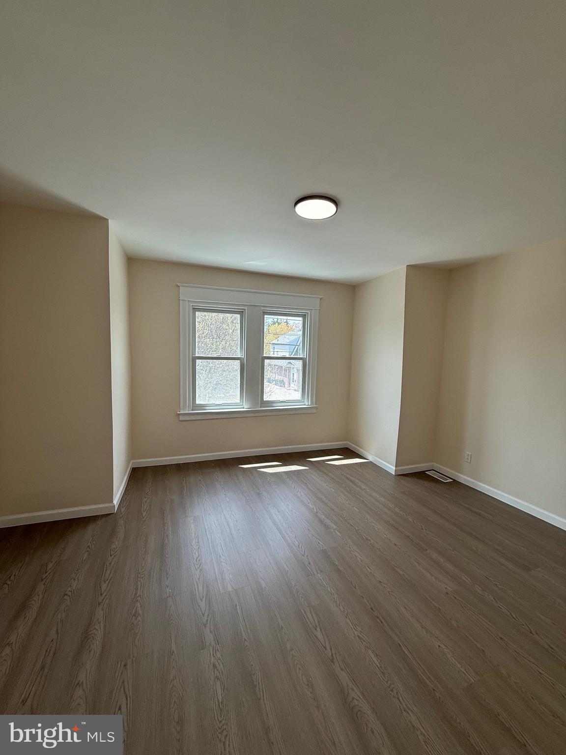PHILADELPHIA (NORTHEAST) - Residential
