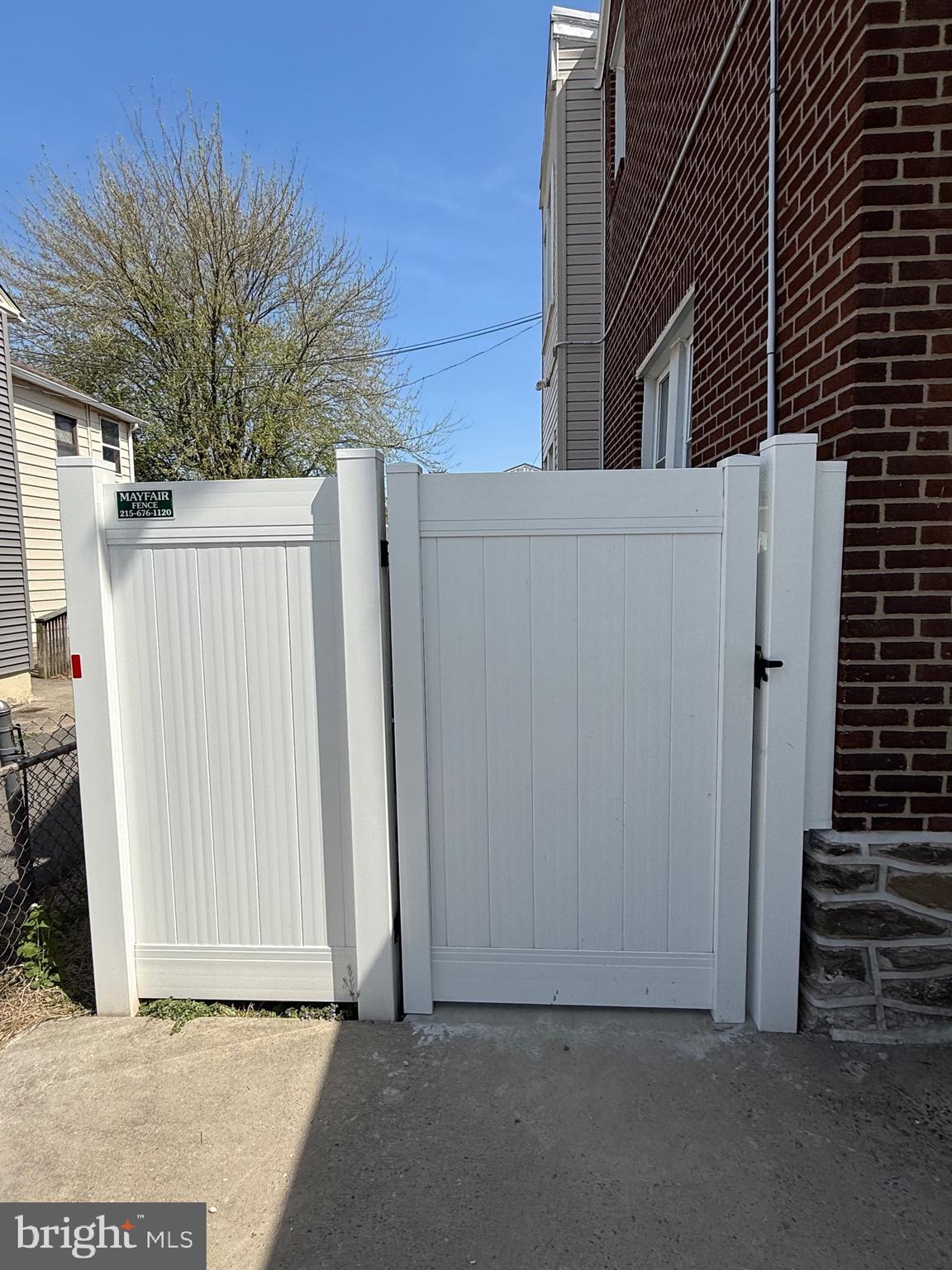 PHILADELPHIA (NORTHEAST) - Residential