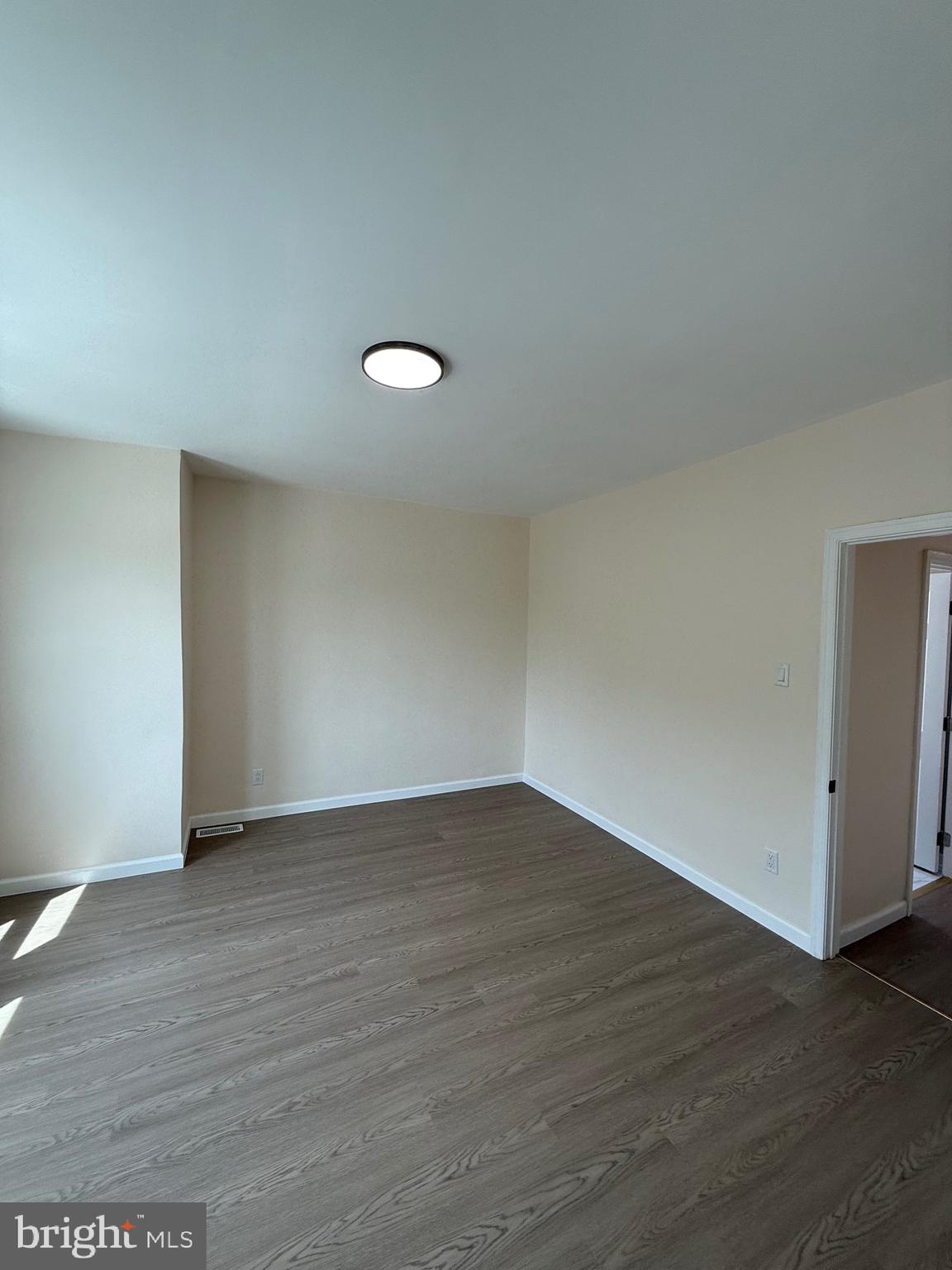 PHILADELPHIA (NORTHEAST) - Residential