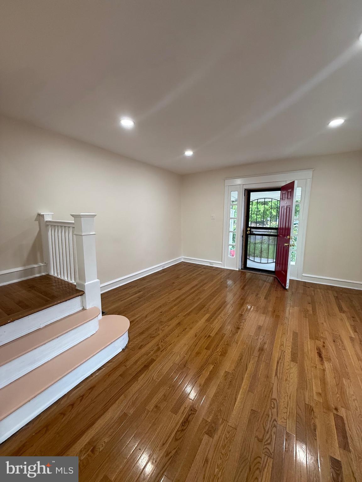 PHILADELPHIA (NORTHEAST) - Residential