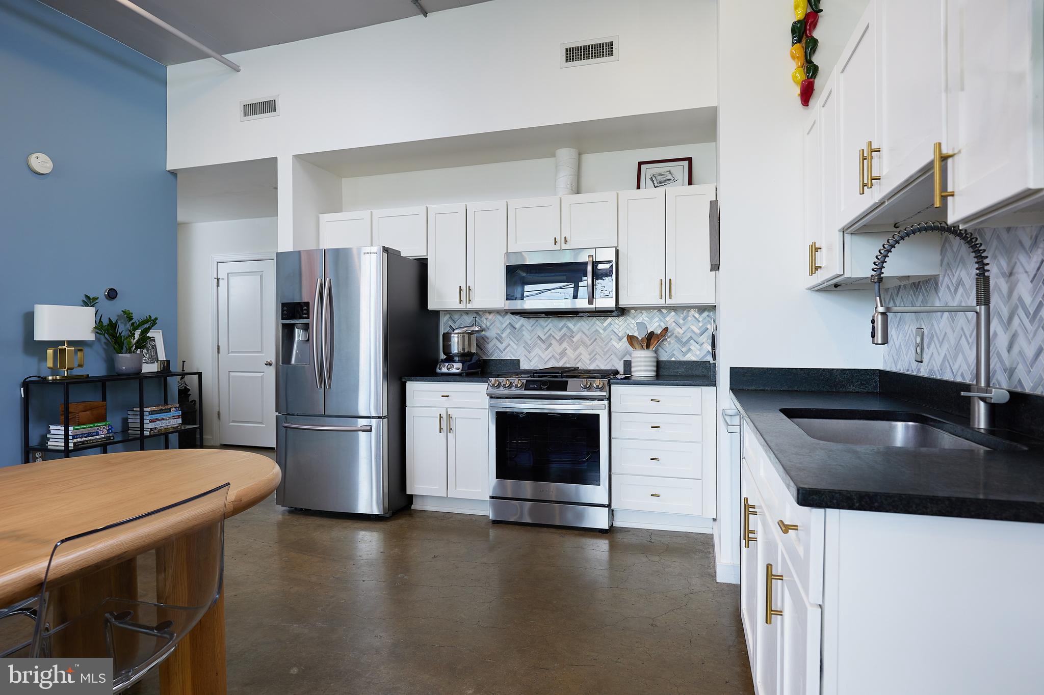 701 LAMONT STREET NW 28