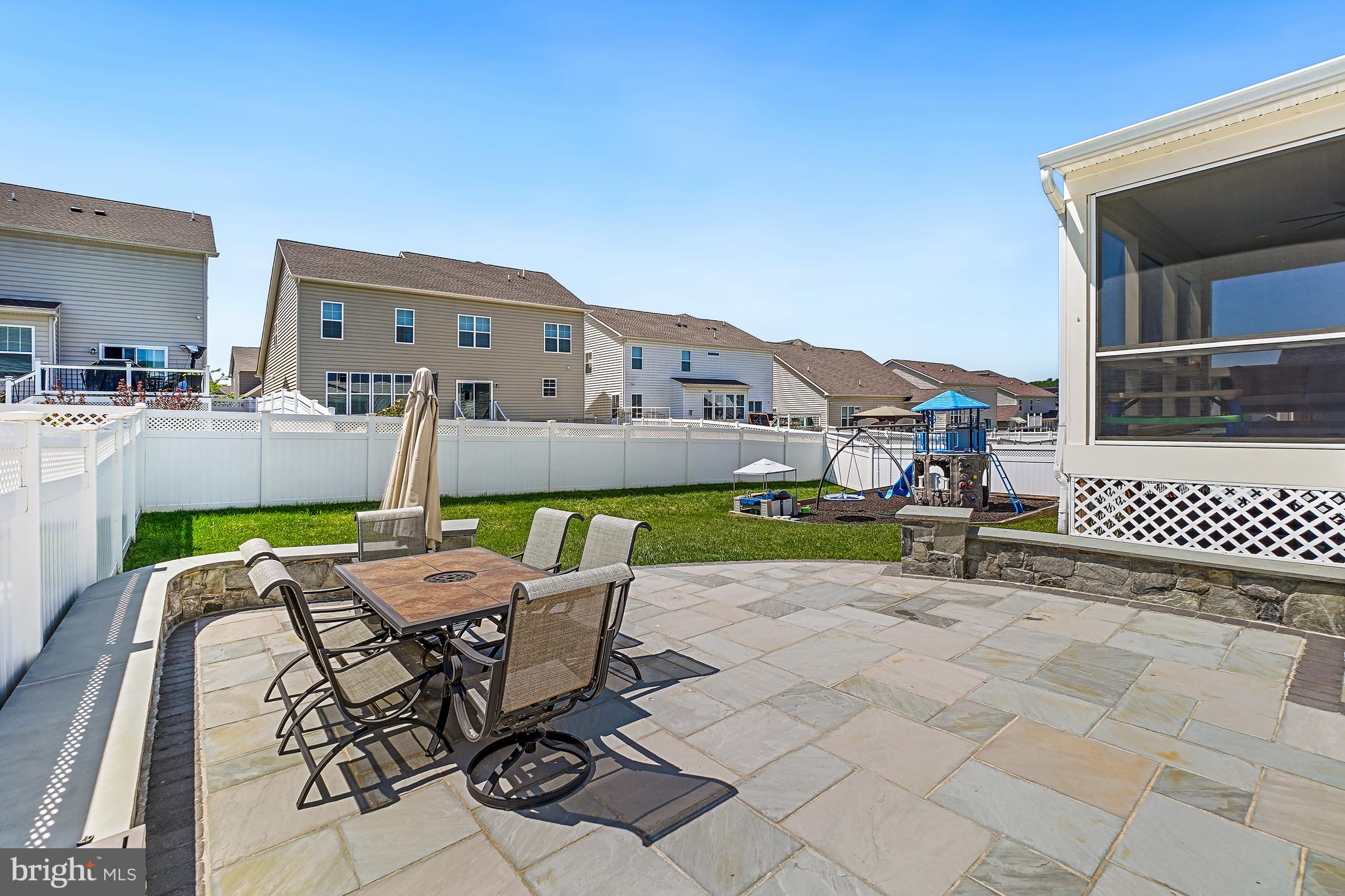 LANDSDALE - Residential