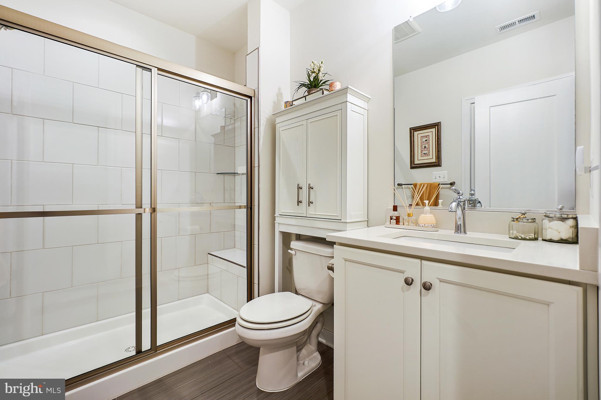 LANDSDALE - Residential