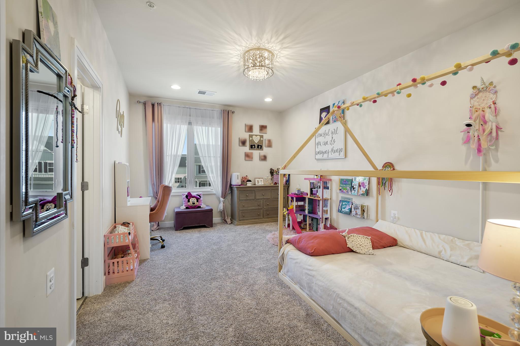 LANDSDALE - Residential