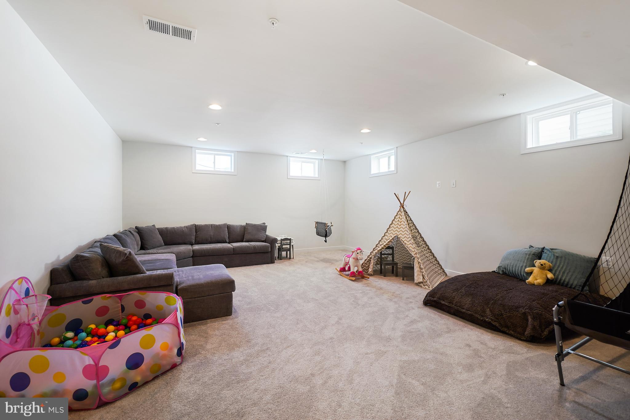 LANDSDALE - Residential