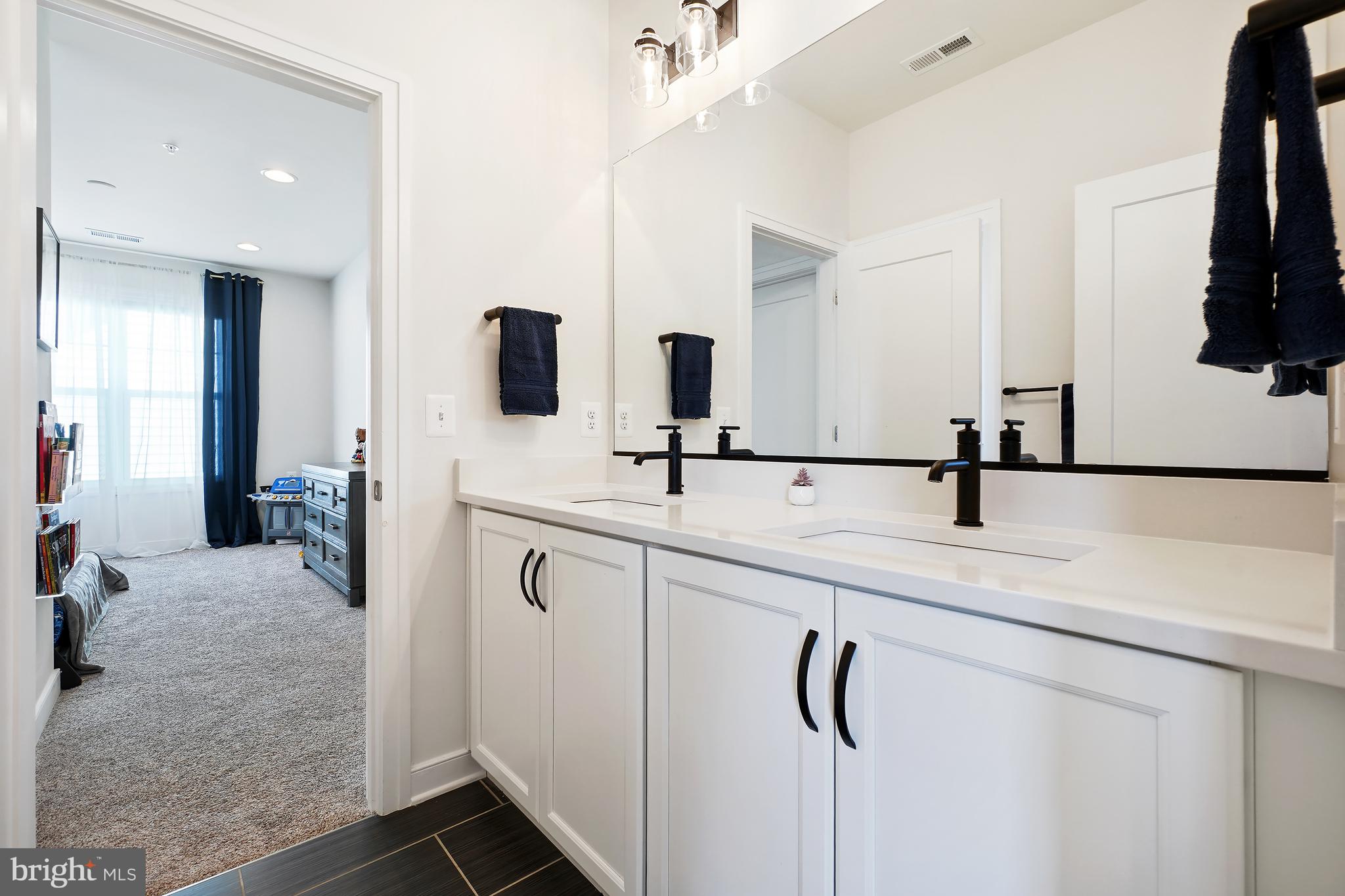 LANDSDALE - Residential
