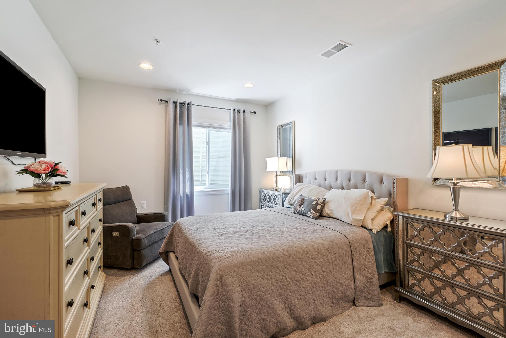LANDSDALE - Residential