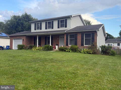 Photo of 19 Garden Lane, HANOVER, PA 17331 (MLS # PAYK2109452)