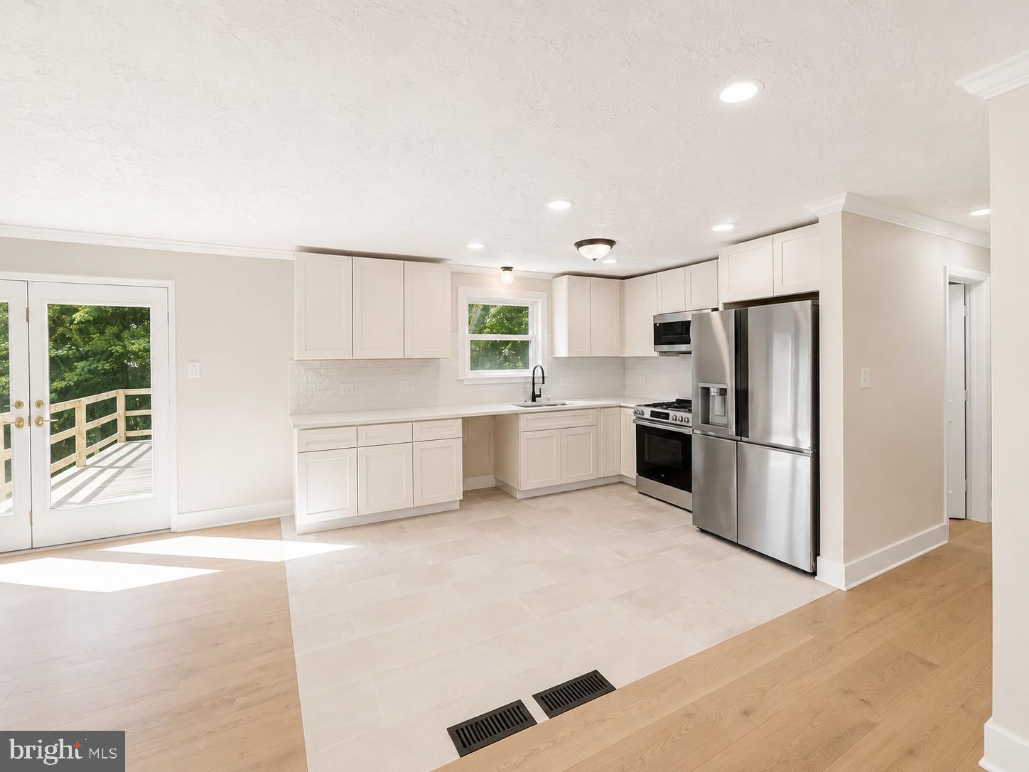 236 AMEDA DRIVE