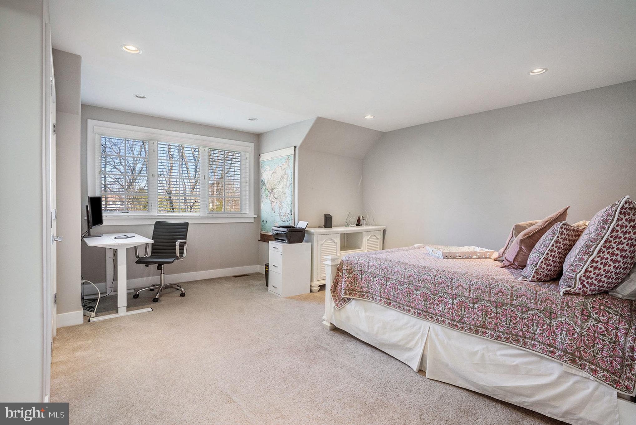 BLUE BELL - Residential