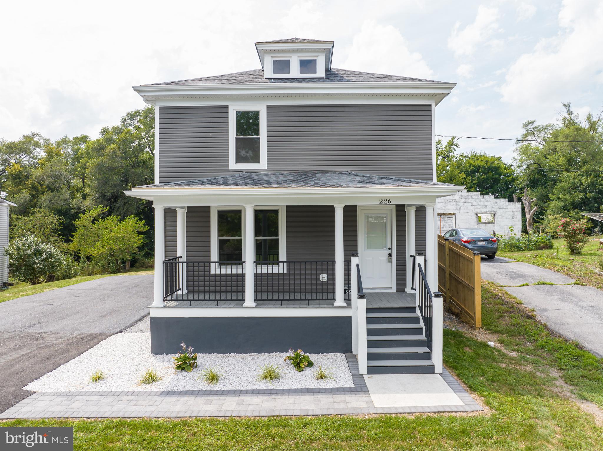 MARTINSBURG CITY - Residential