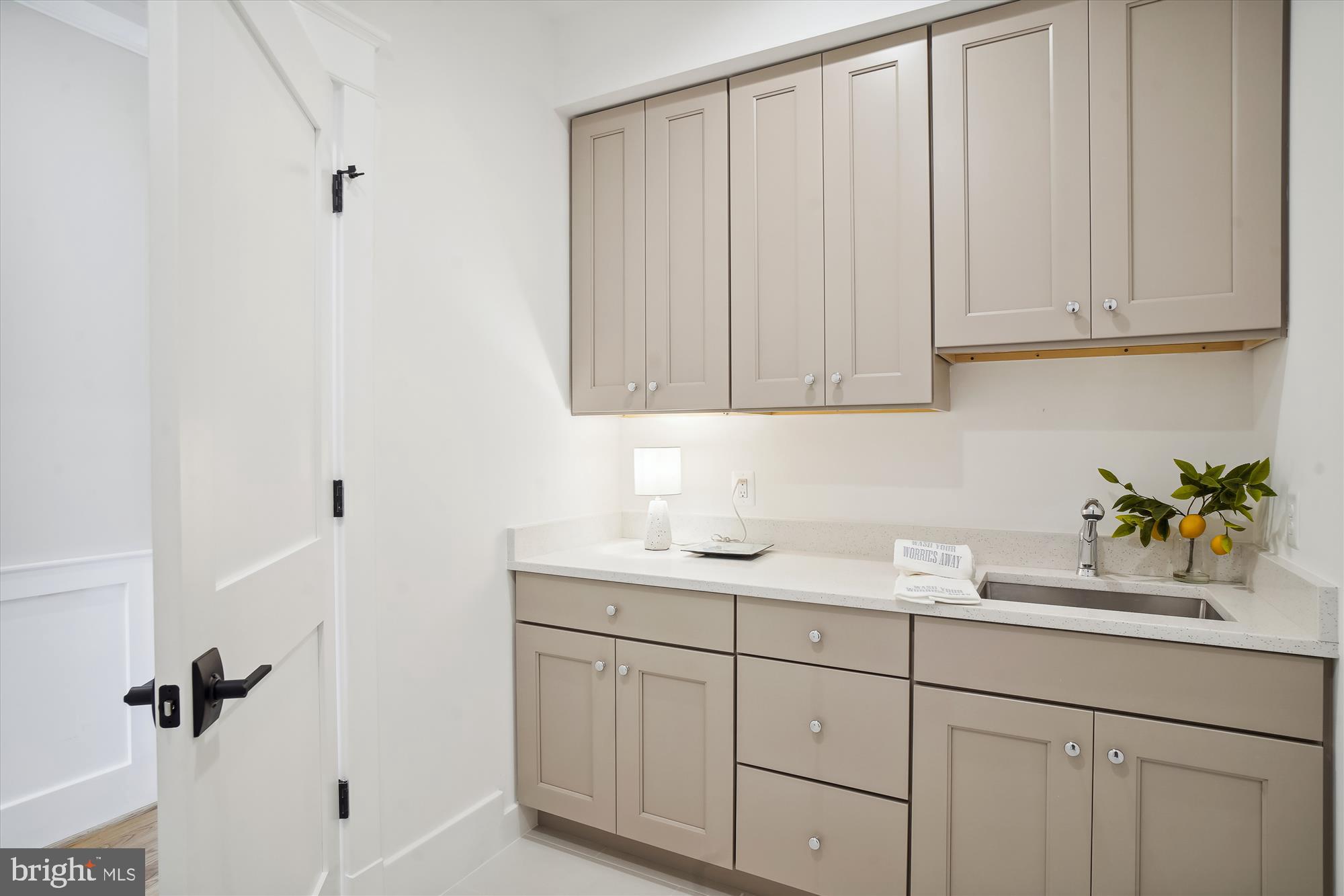 KENWOOD PARK - Residential