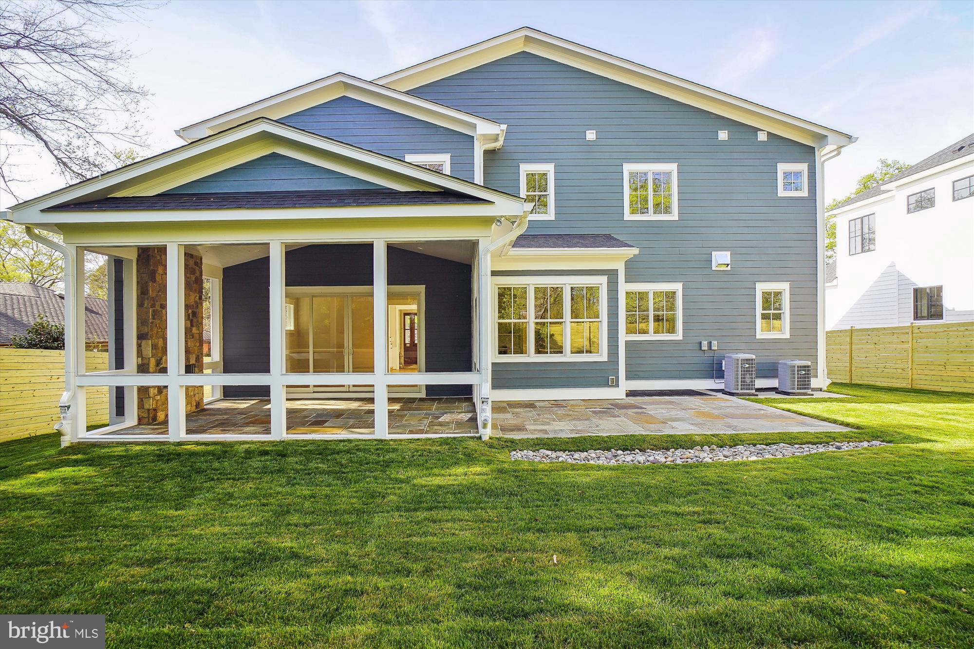 KENWOOD PARK - Residential