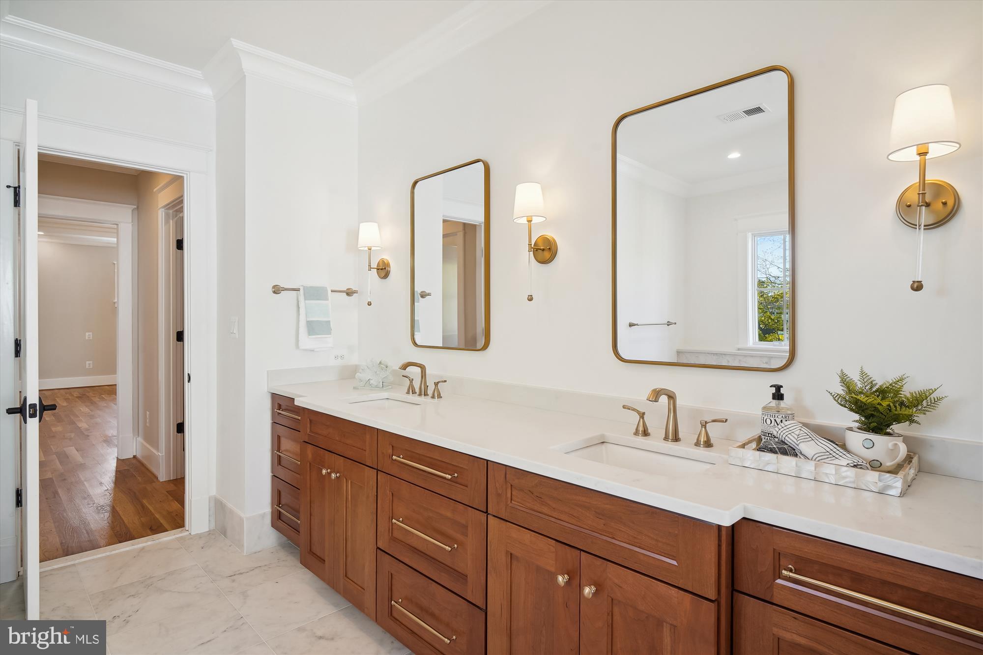 KENWOOD PARK - Residential