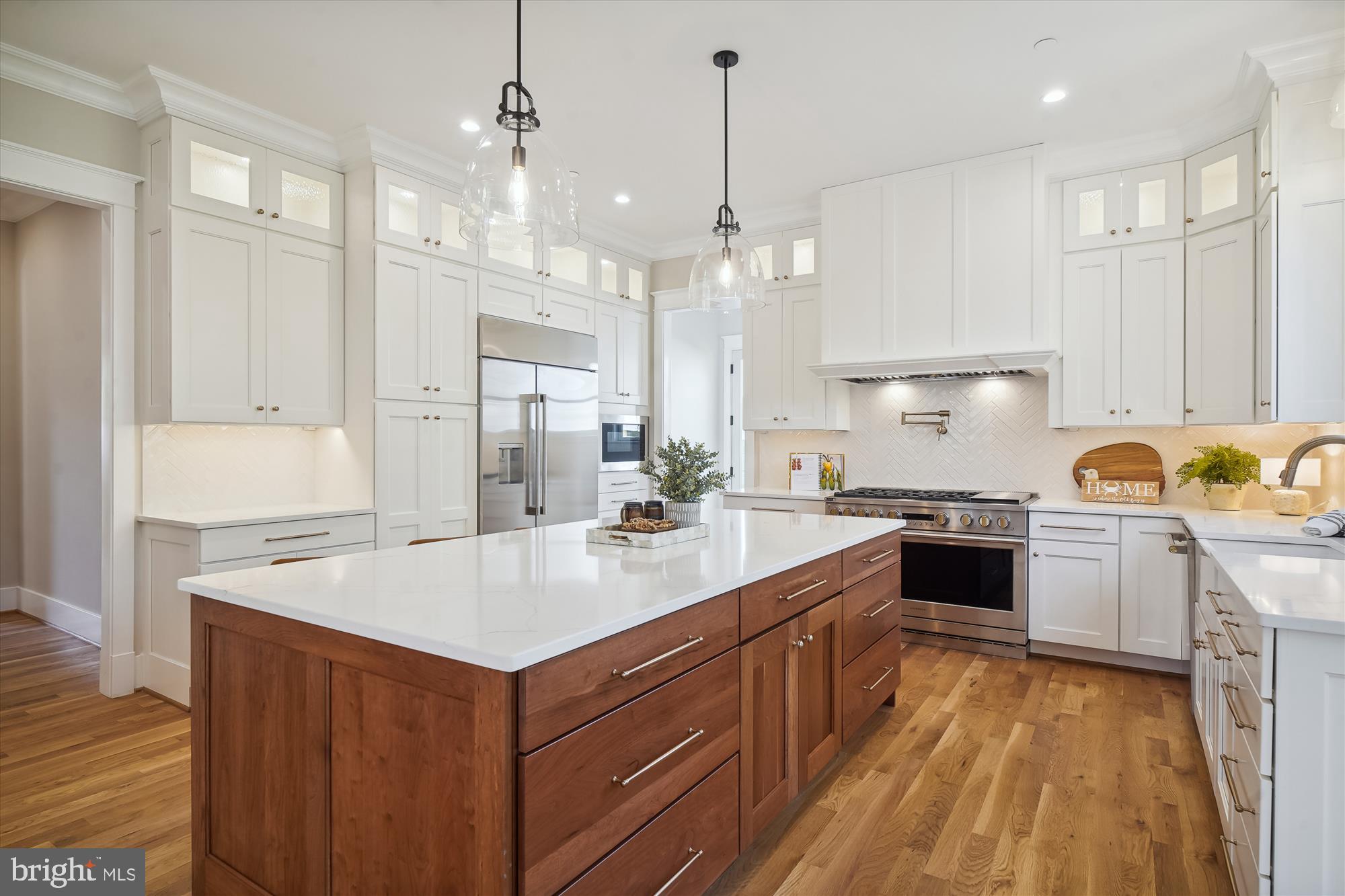 KENWOOD PARK - Residential