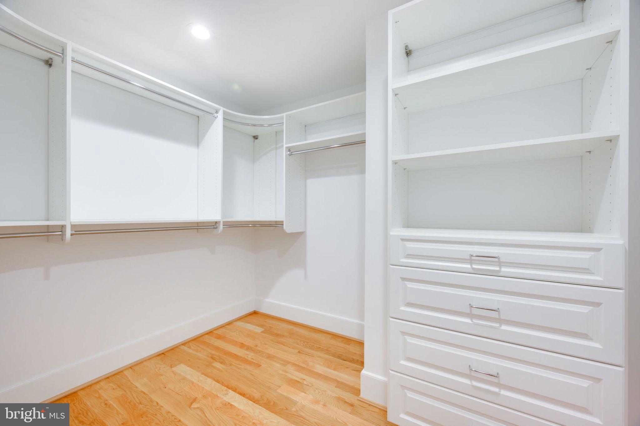 SPRINGFIELD - Residential