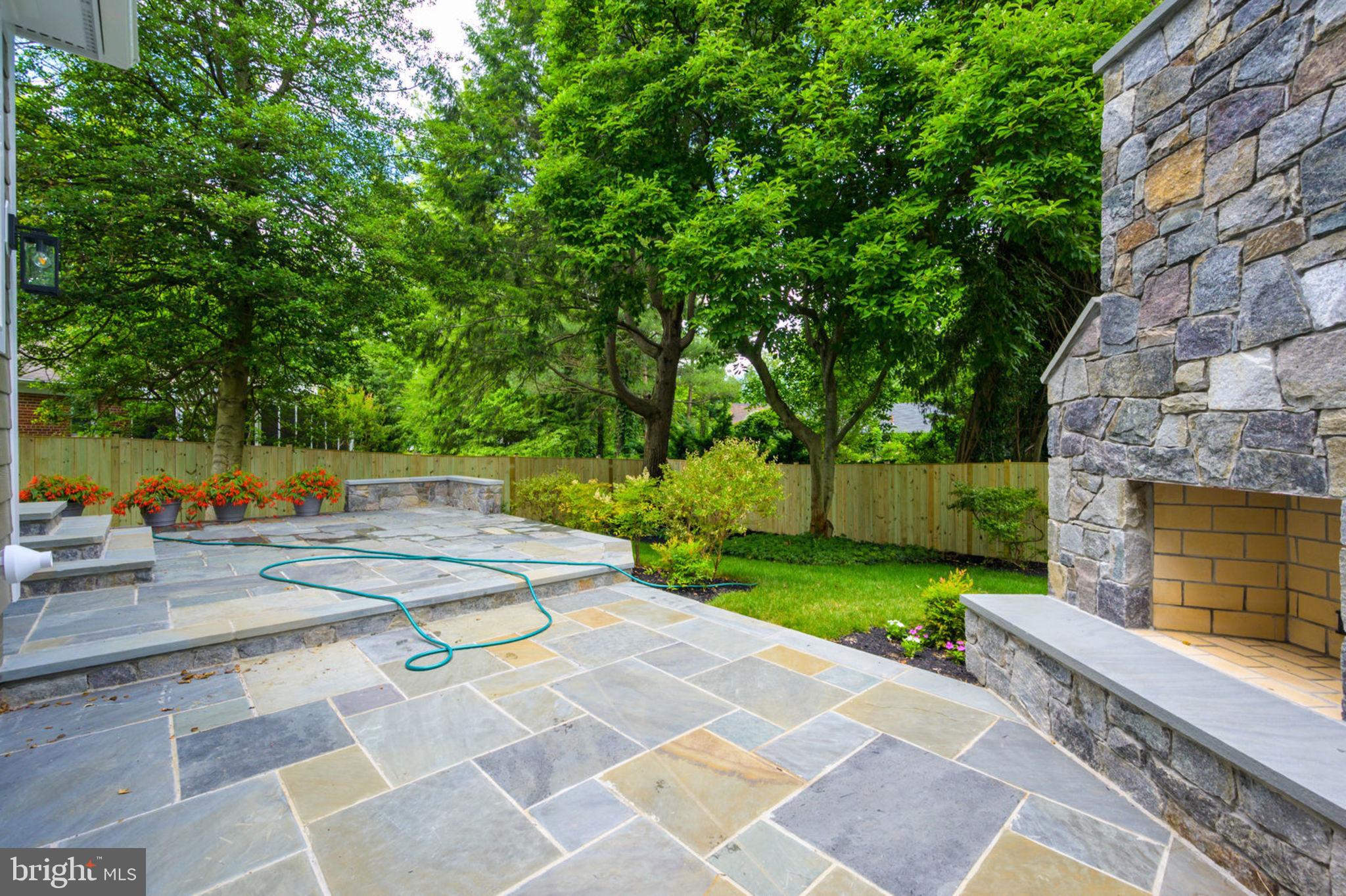 SPRINGFIELD - Residential