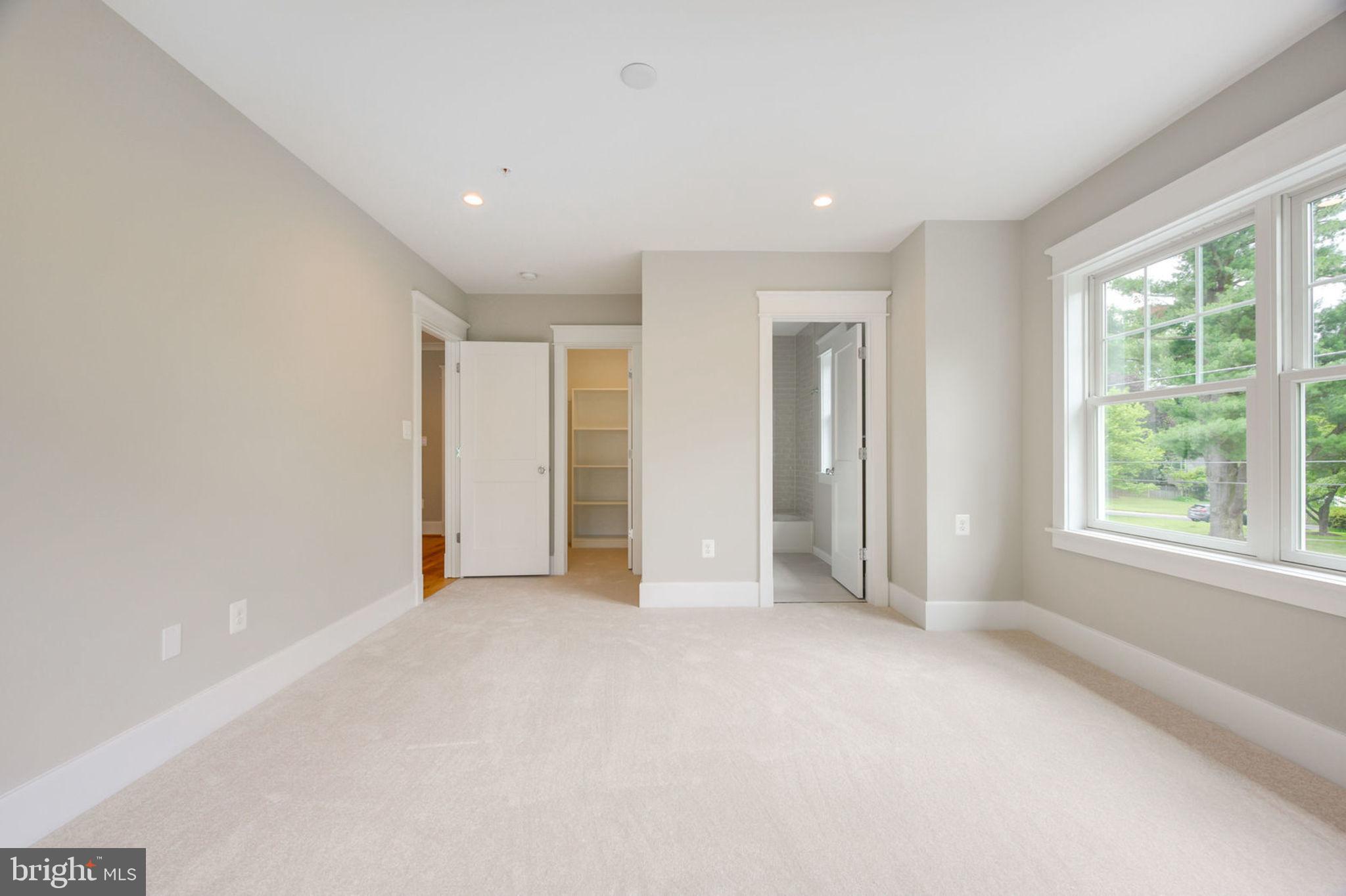 SPRINGFIELD - Residential