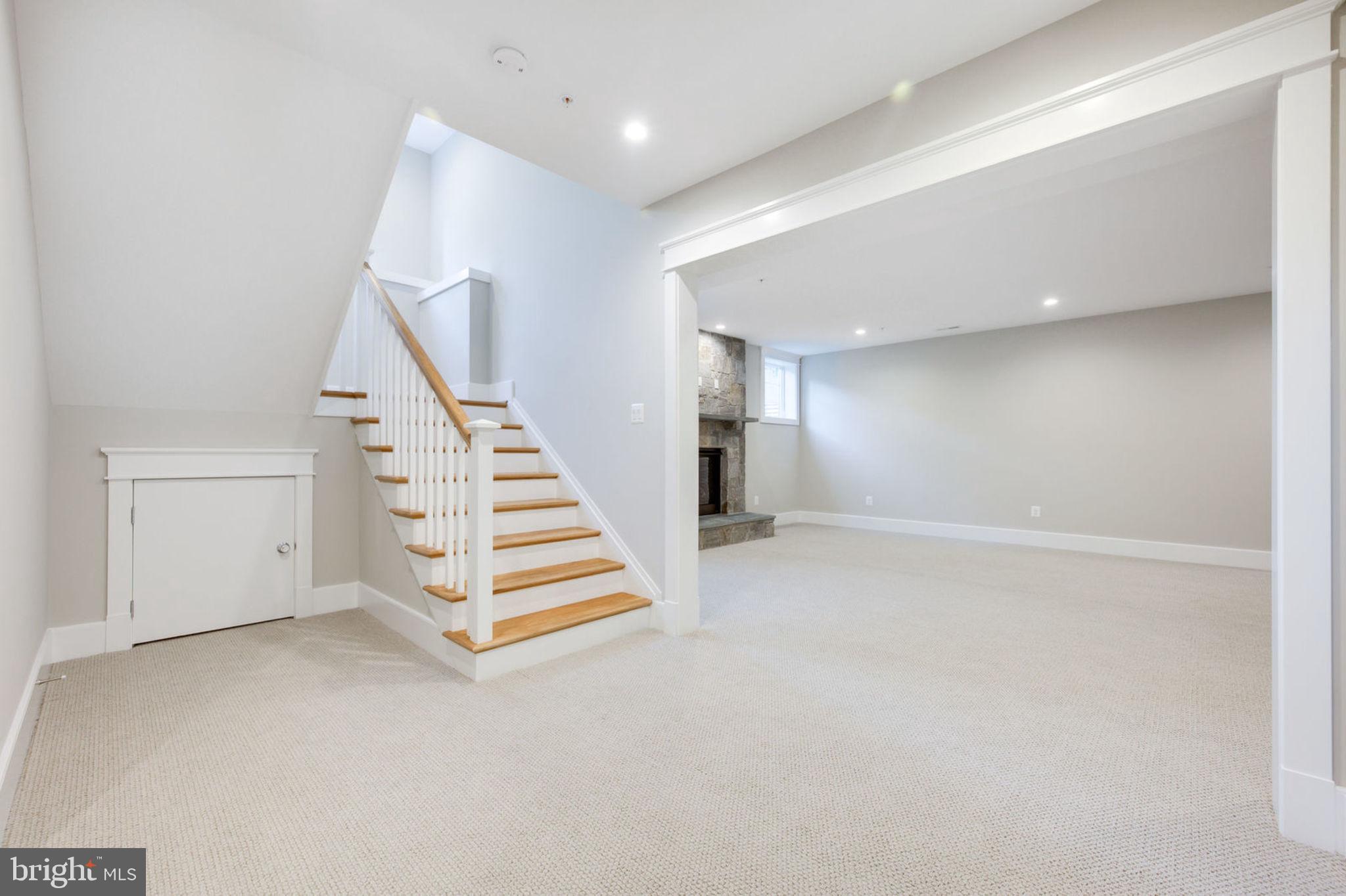 SPRINGFIELD - Residential