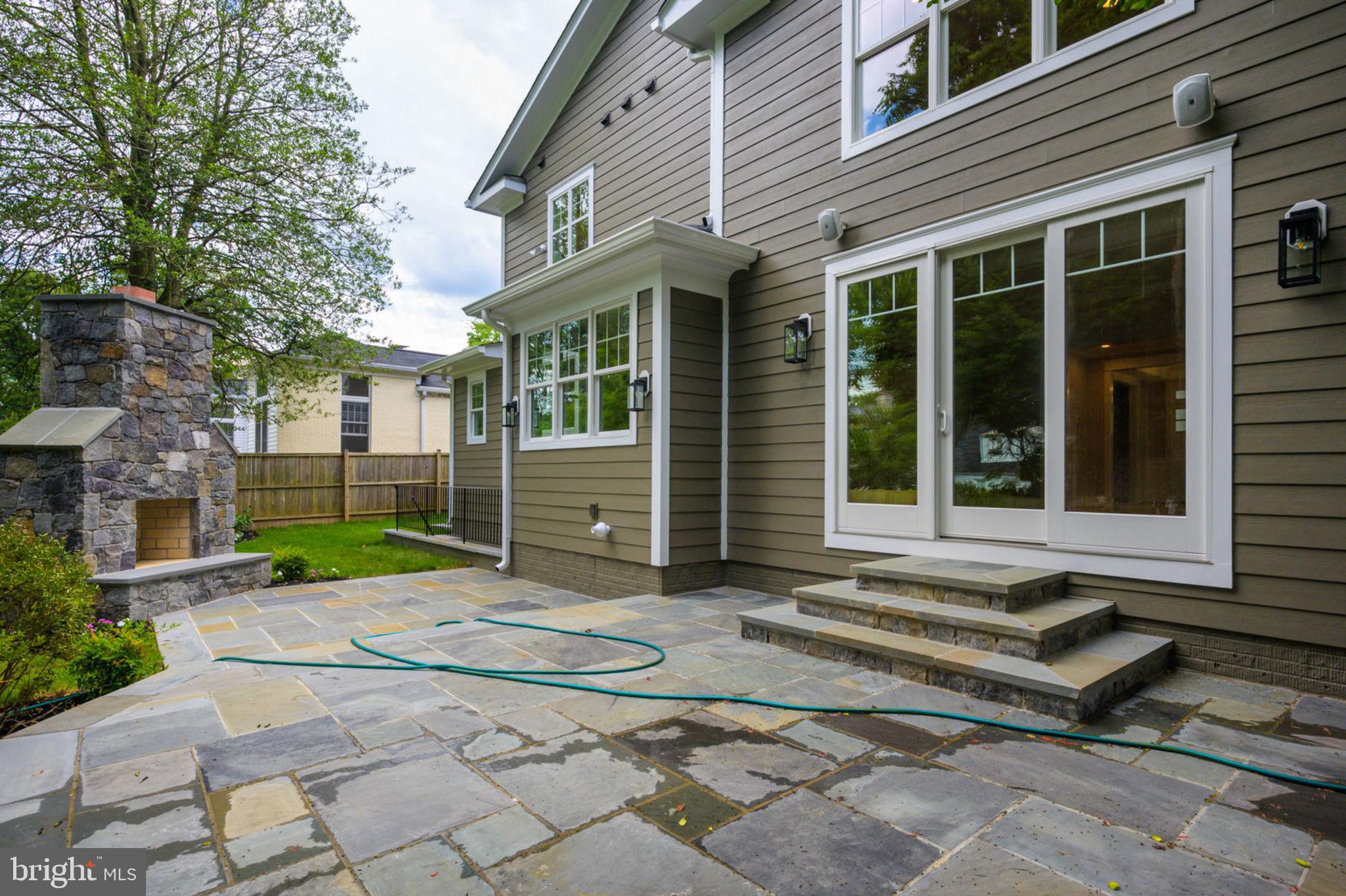 SPRINGFIELD - Residential