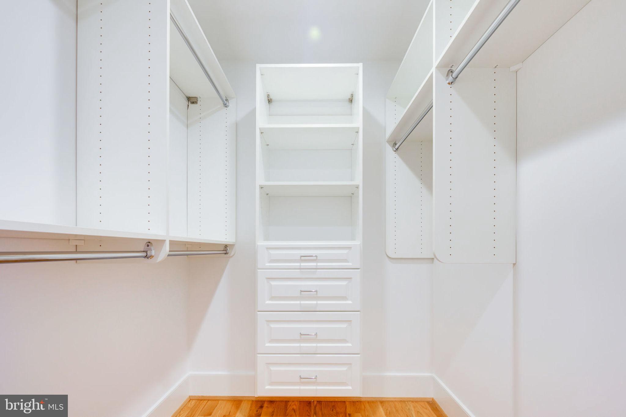 SPRINGFIELD - Residential