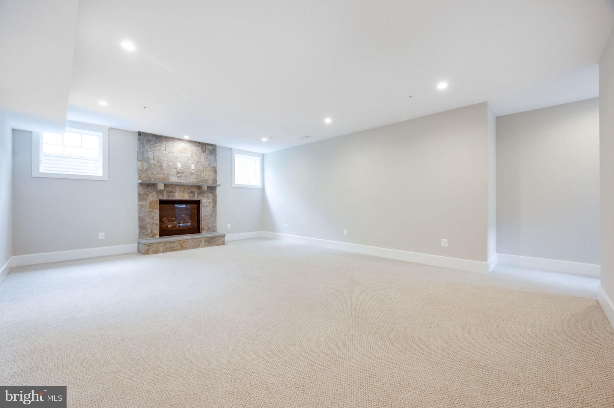 SPRINGFIELD - Residential