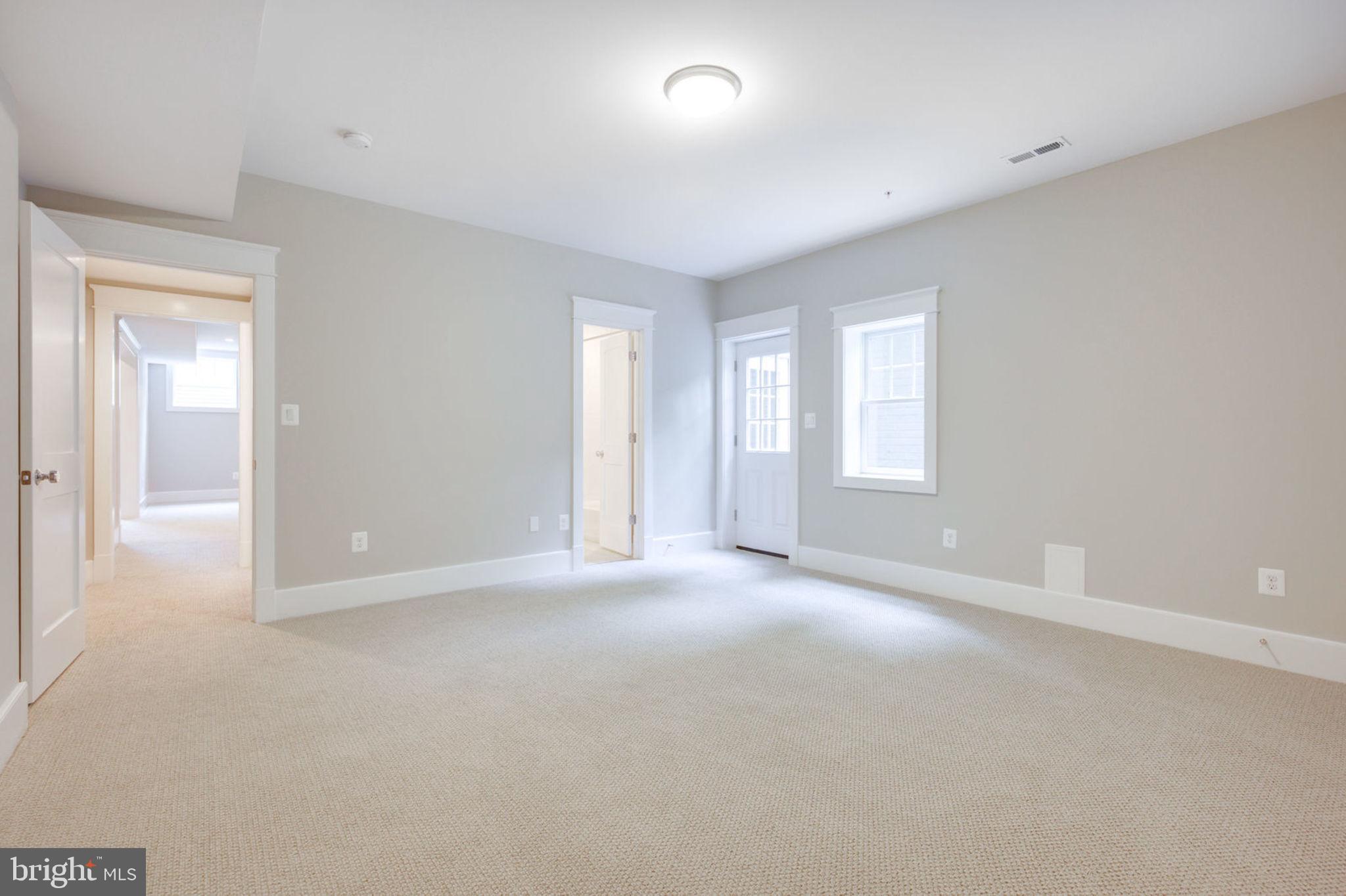 SPRINGFIELD - Residential