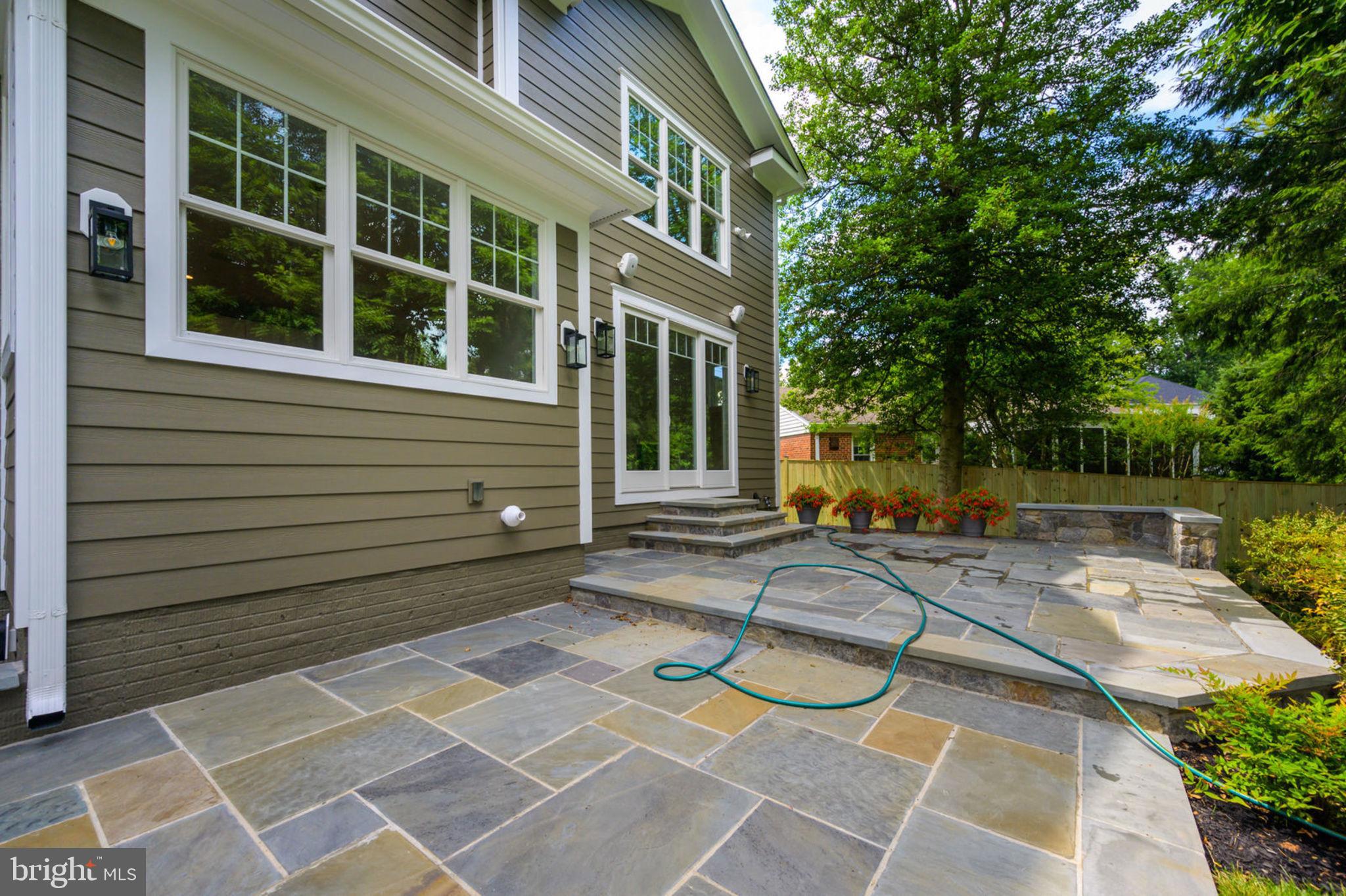 SPRINGFIELD - Residential