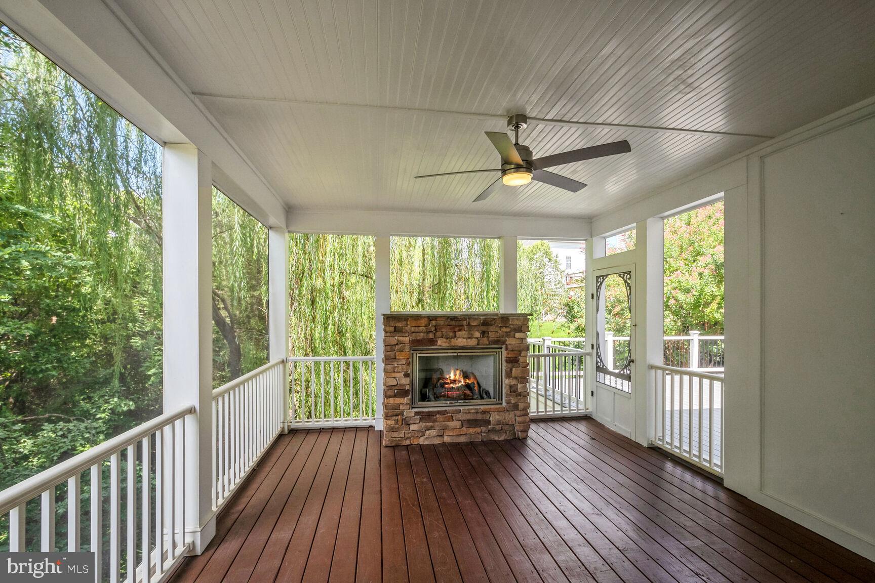 LANSDOWNE ON THE POTOMAC - Residential Lease