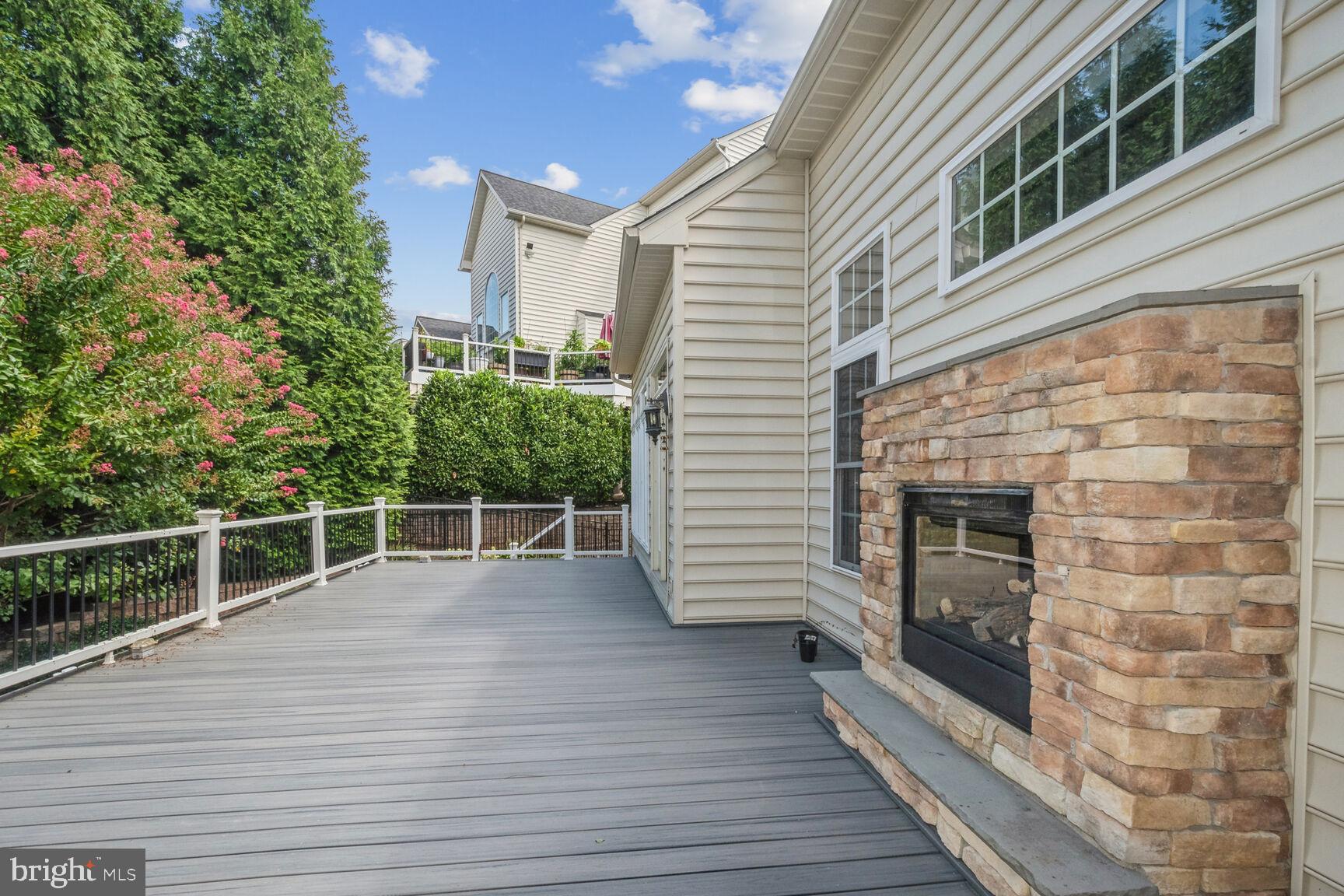 LANSDOWNE ON THE POTOMAC - Residential Lease