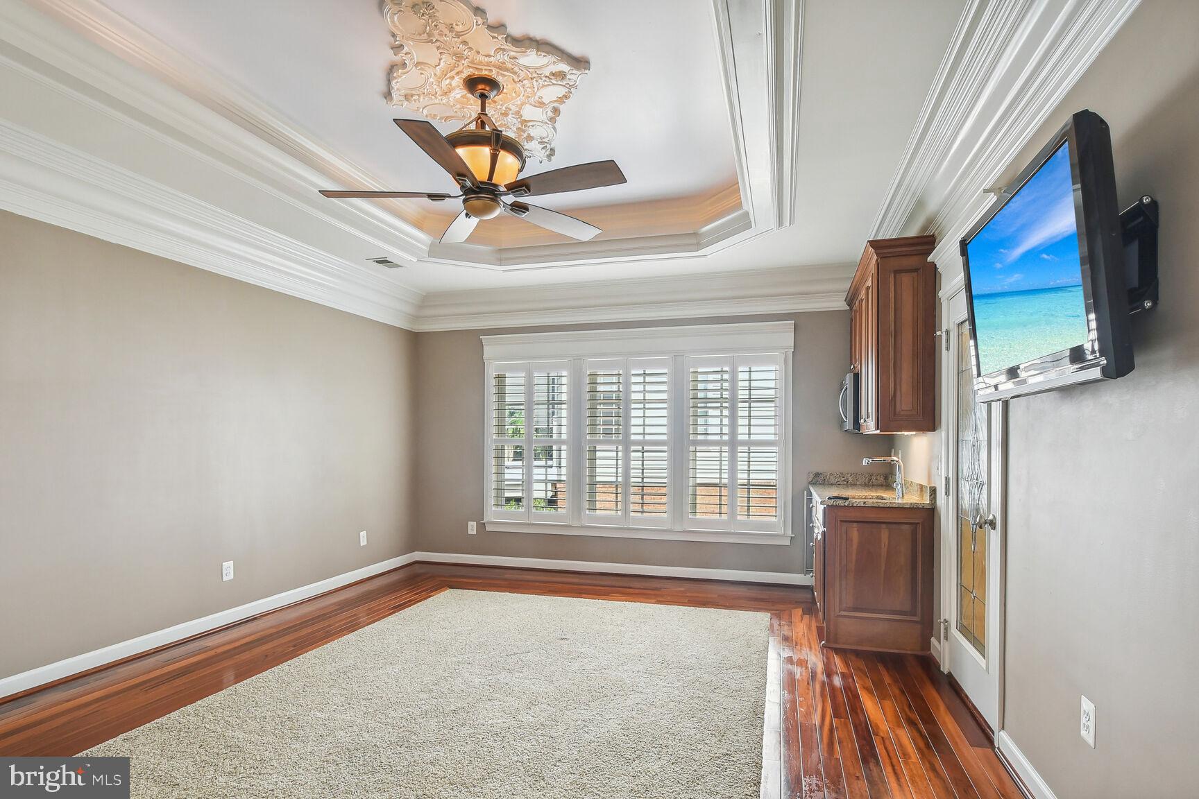 LANSDOWNE ON THE POTOMAC - Residential Lease