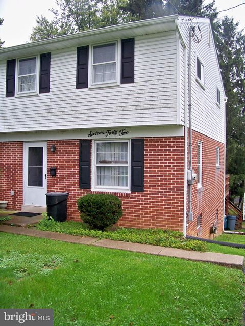 Photo of 1642 Temple Avenue, Lancaster, PA 17603 (MLS # PALA2041986)