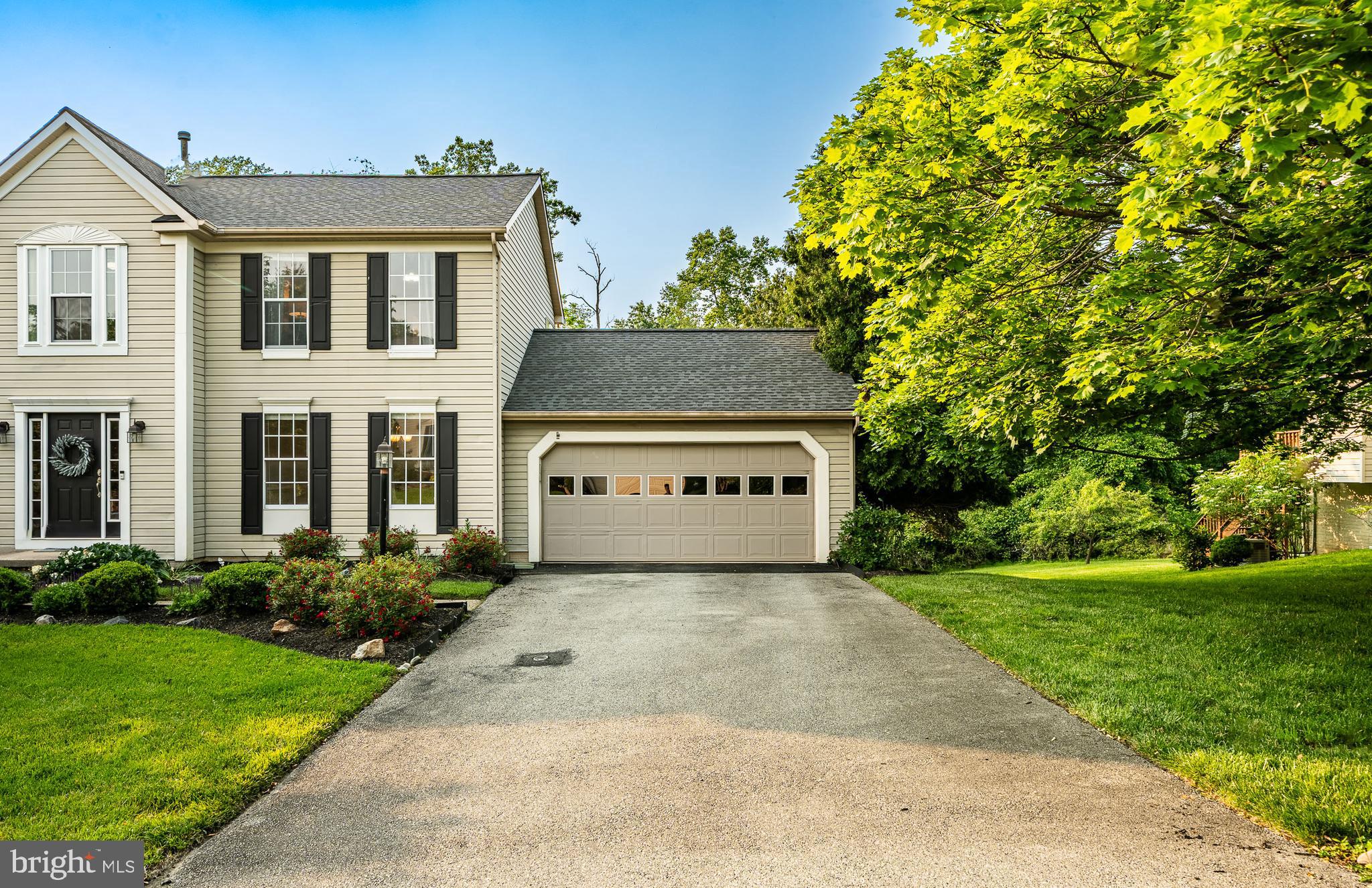 8 BALMORAL DRIVE